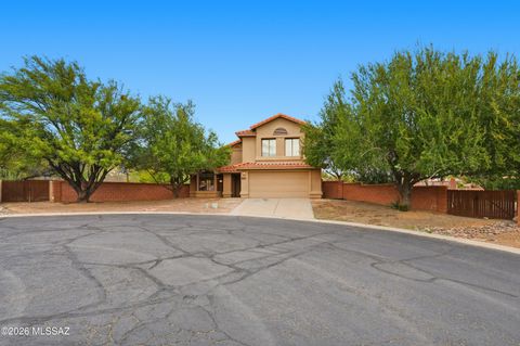 Photo of 10290 N Krauswood Lane, Oro Valley, AZ 85737 (MLS # 22603603)