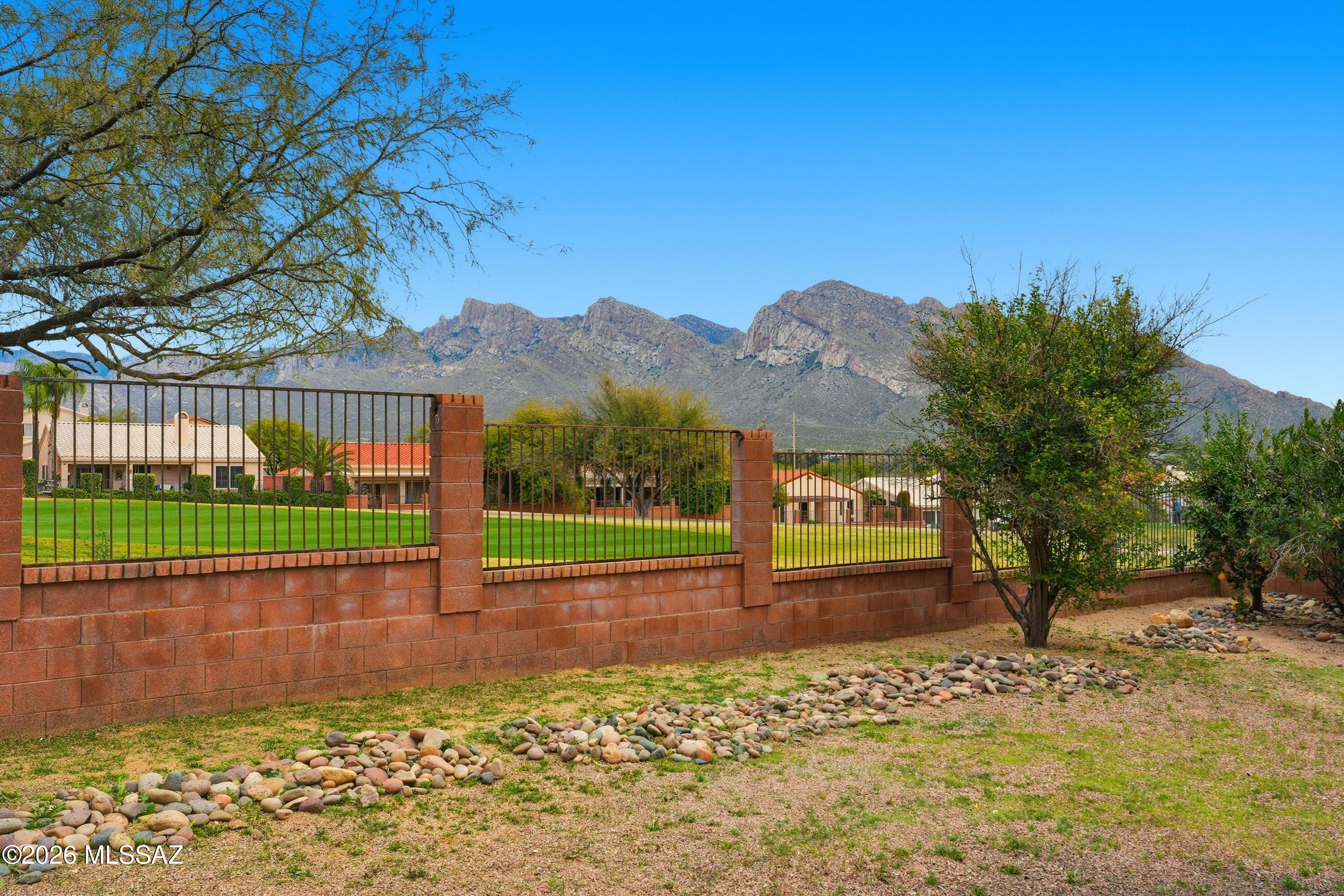 Villages Of La Canada (The) - Residential
