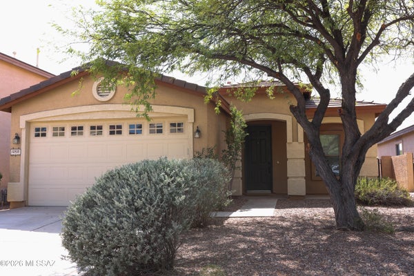 12935 N DESERT OLIVE DR, ORO VALLEY, AZ 85755 - Image 730e15283fdf8cb3c61b9496faf8e45a/874584169