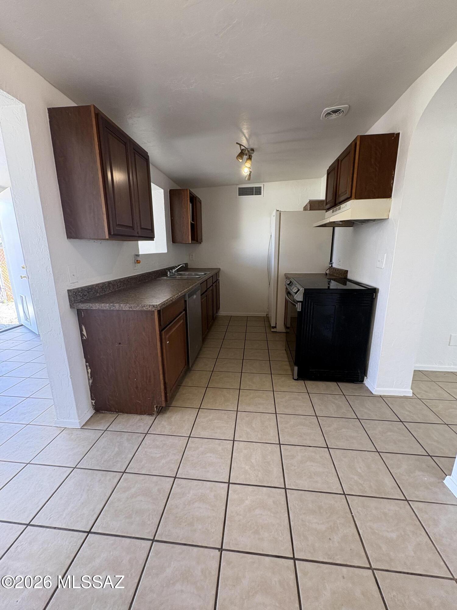 Palm Grove Clusters Resub (16-185) - Residential
