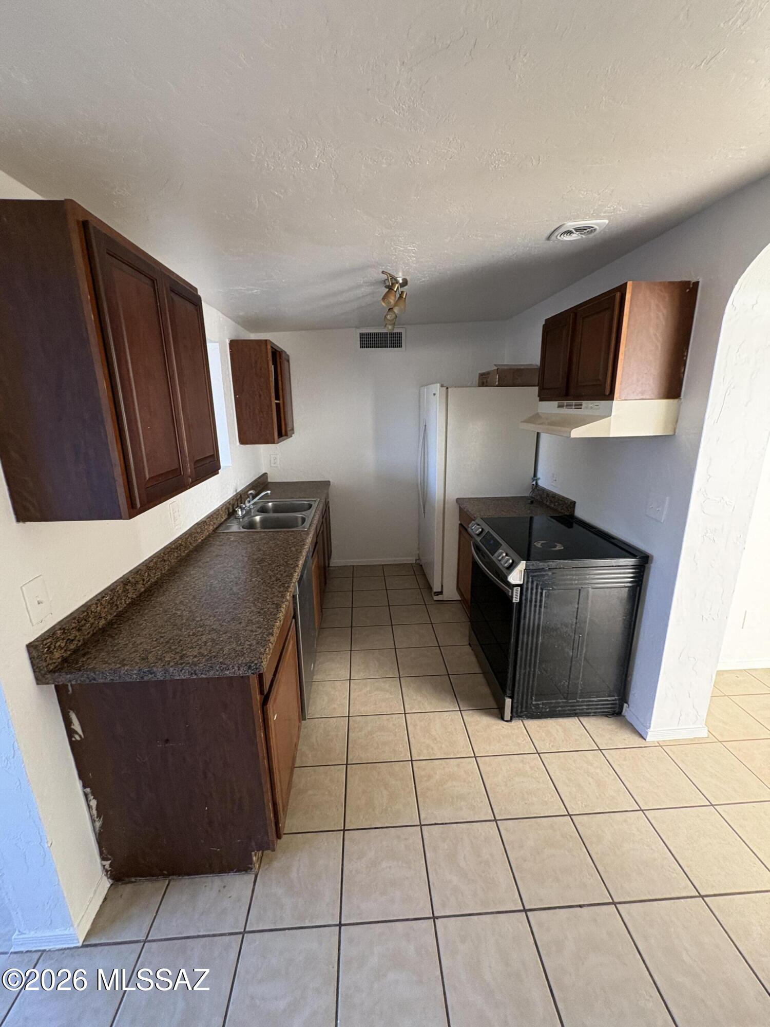 Palm Grove Clusters Resub (16-185) - Residential