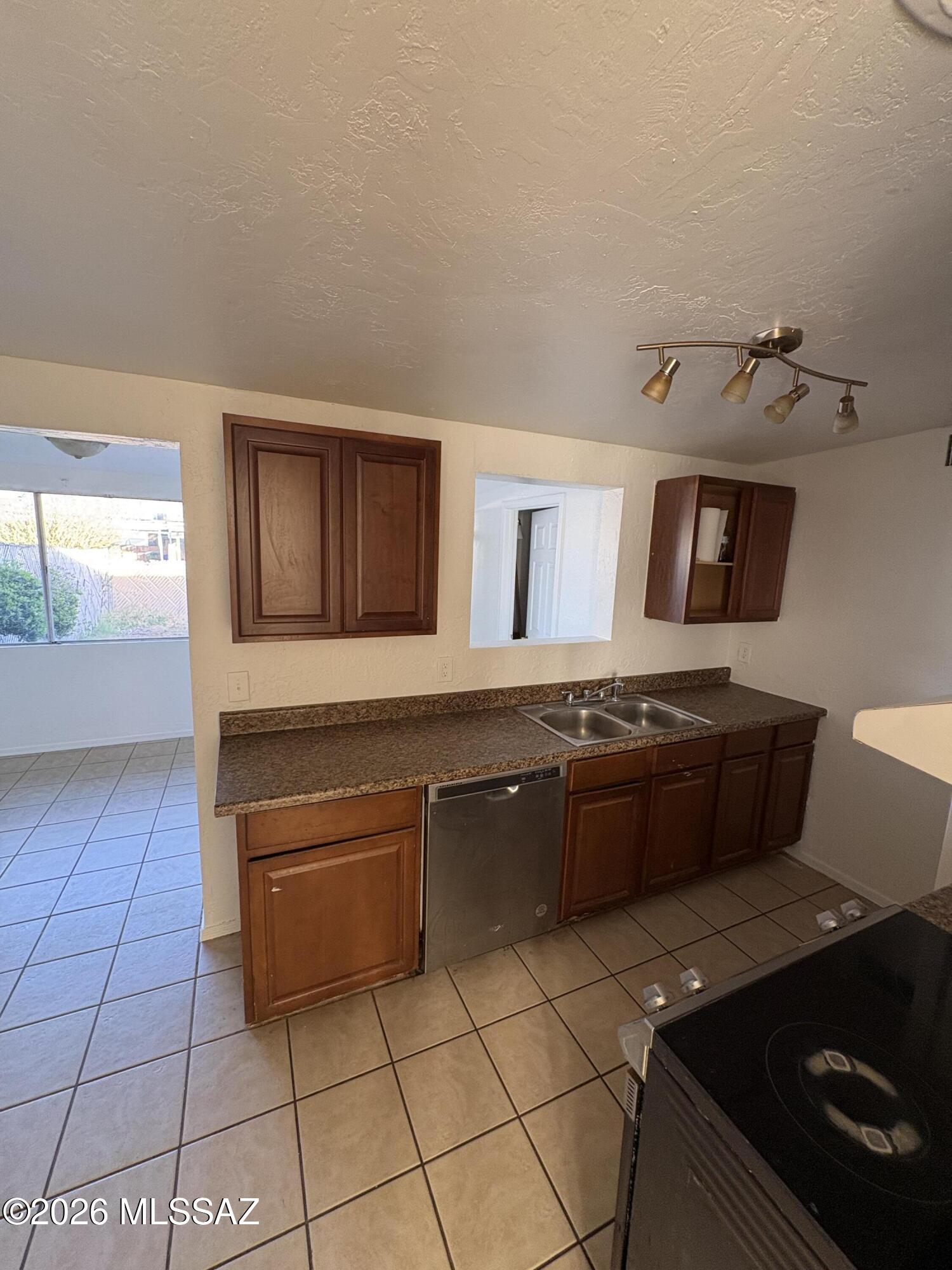 Palm Grove Clusters Resub (16-185) - Residential