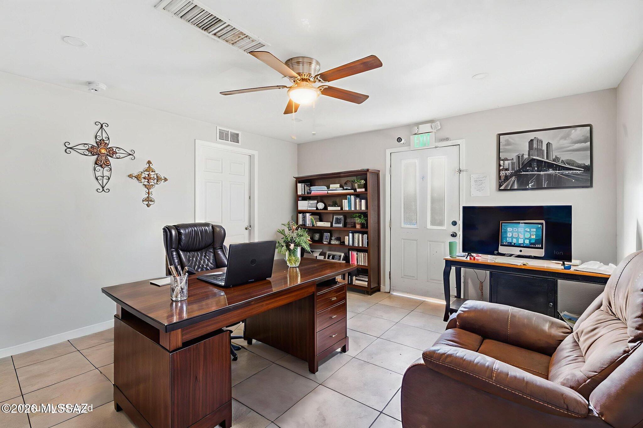 202 W Fort Lowell Road