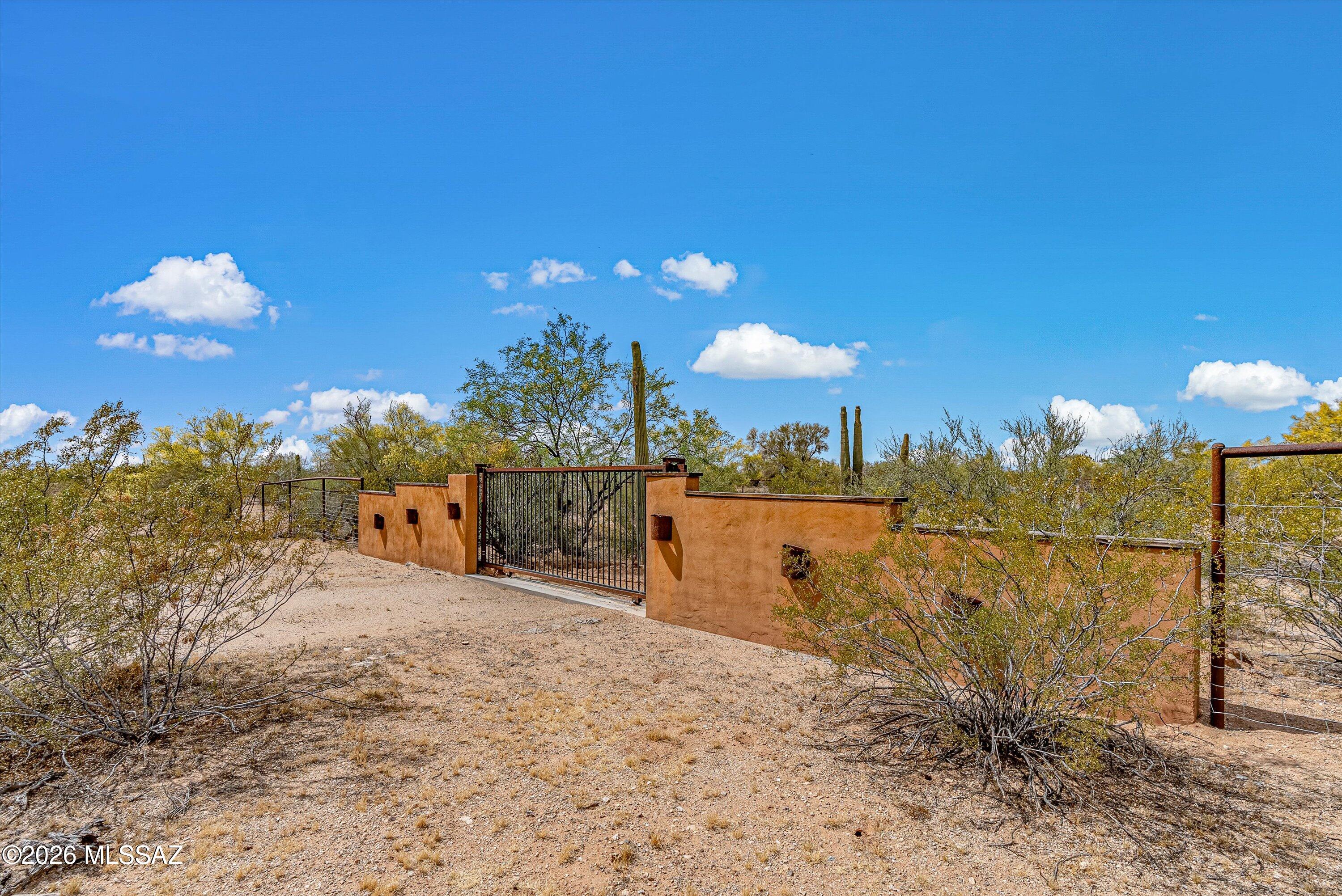 30884 E Sianna Drive