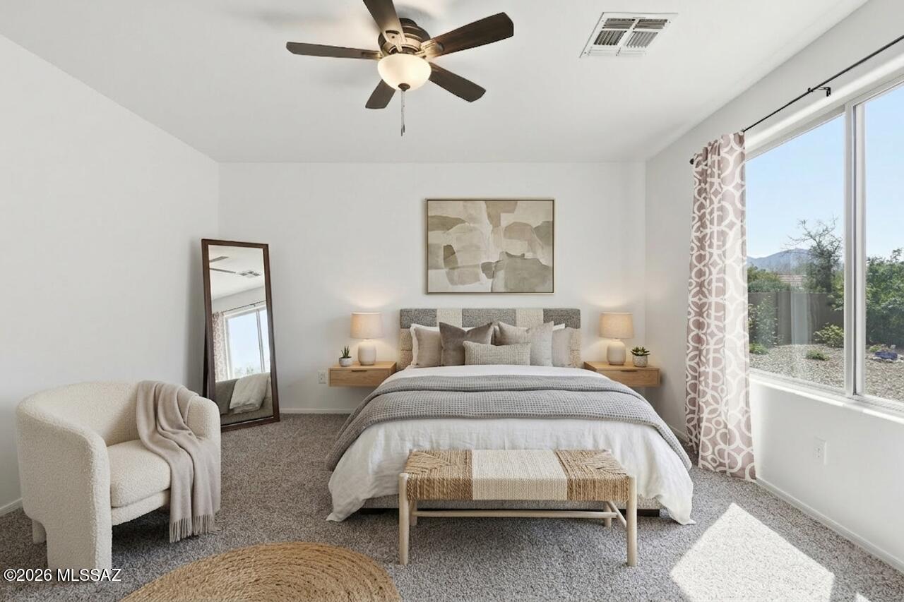 2522 E Chipped Stone Lane