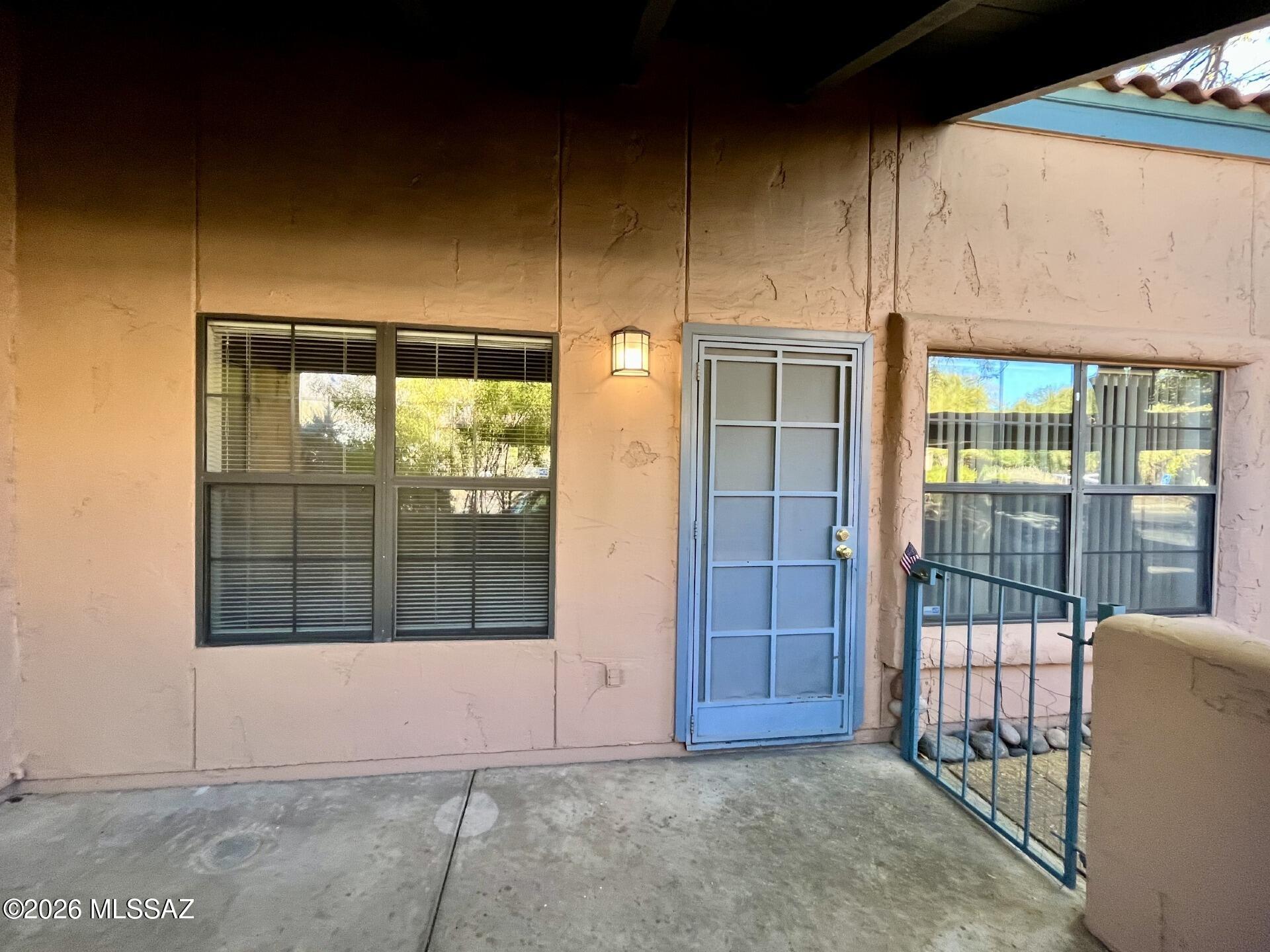 Ventana De Sabino Villas (1-90) - Residential Lease