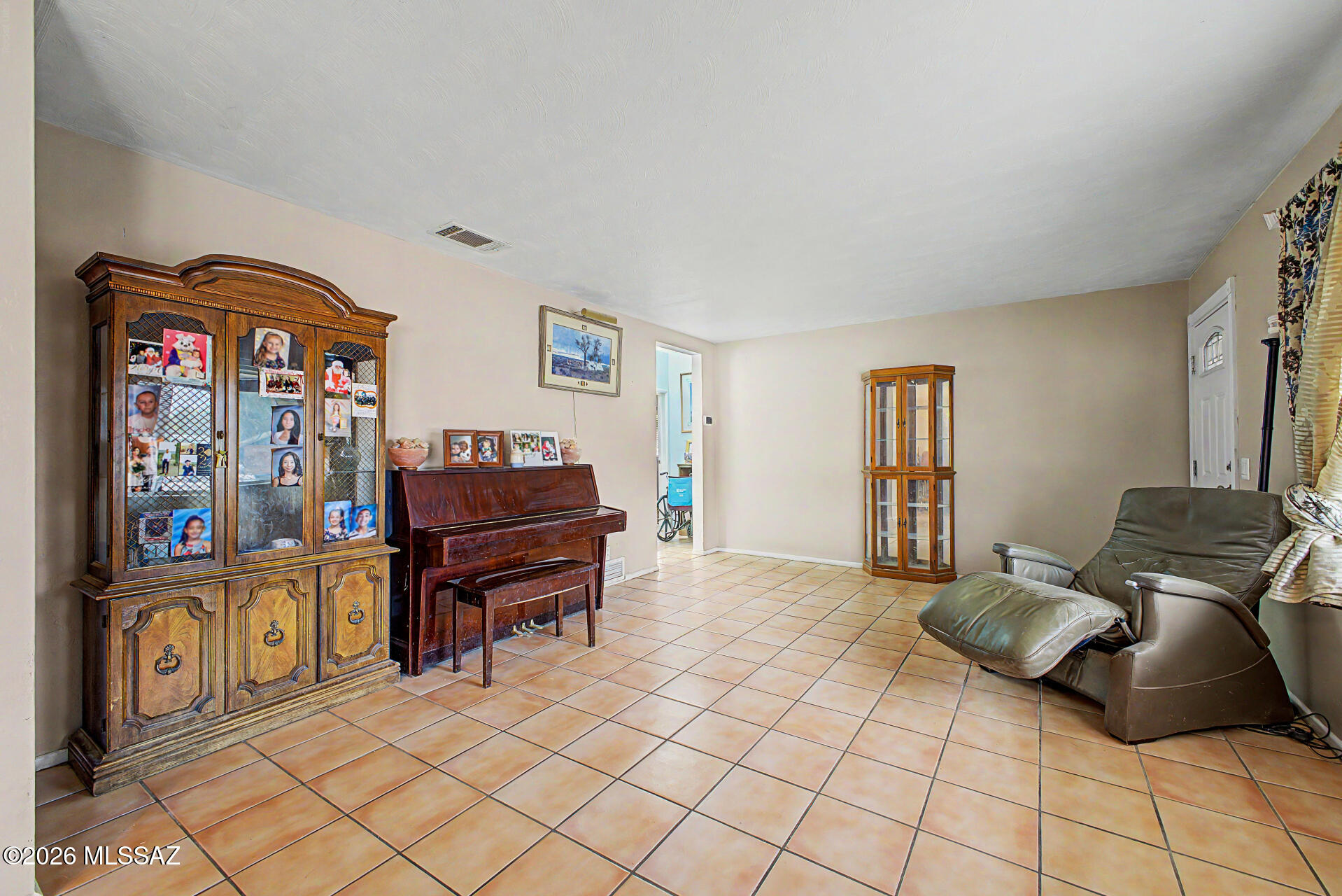1172 E Allen Road