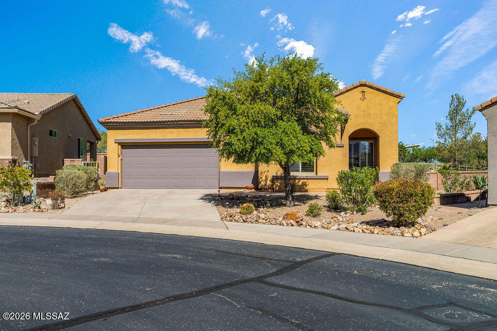 5786 S Lowry Canyon Place