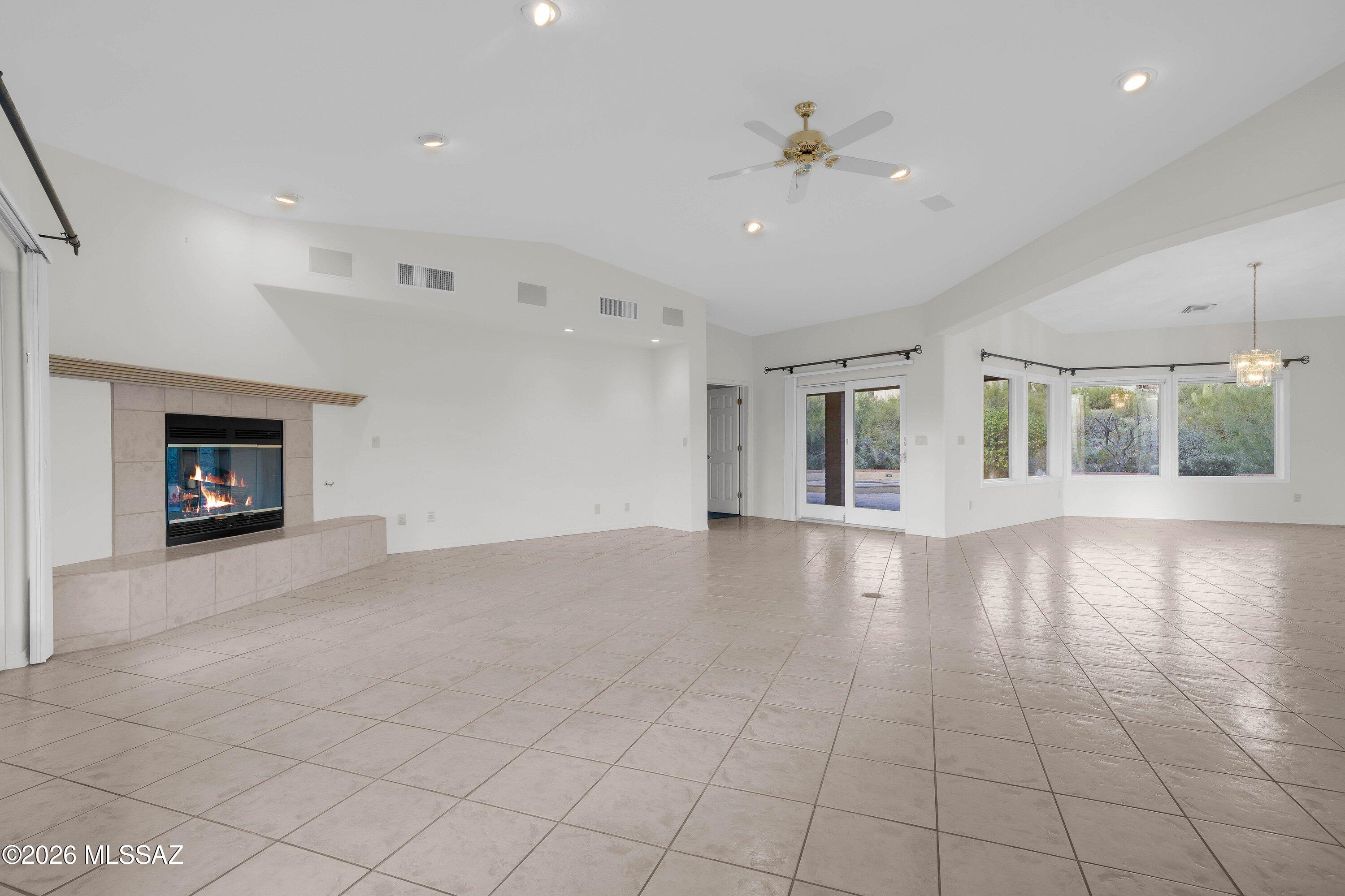 La Paloma Ridge Est - Residential