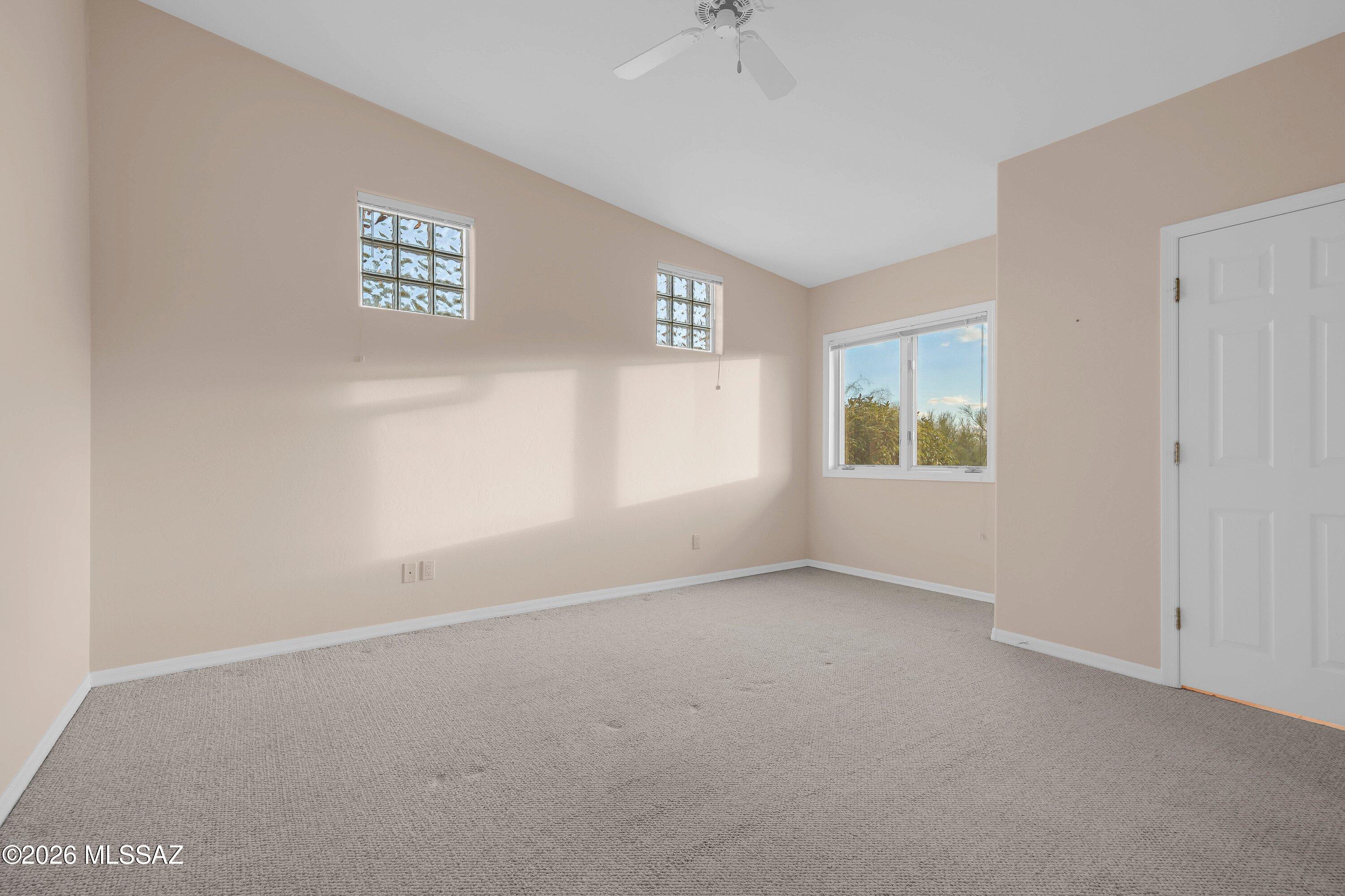 La Paloma Ridge Est - Residential