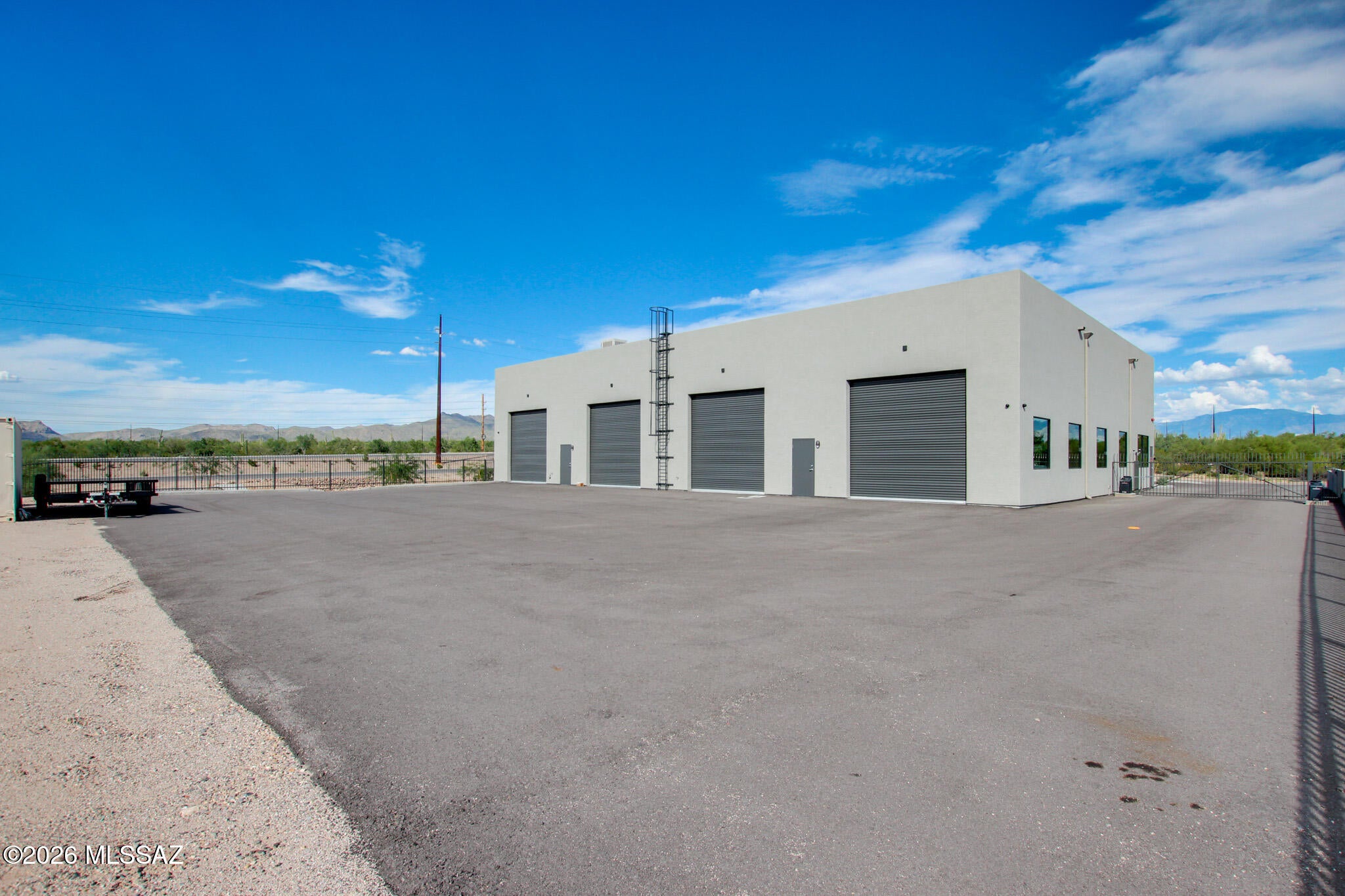11800 N Tangerine Business Lp
