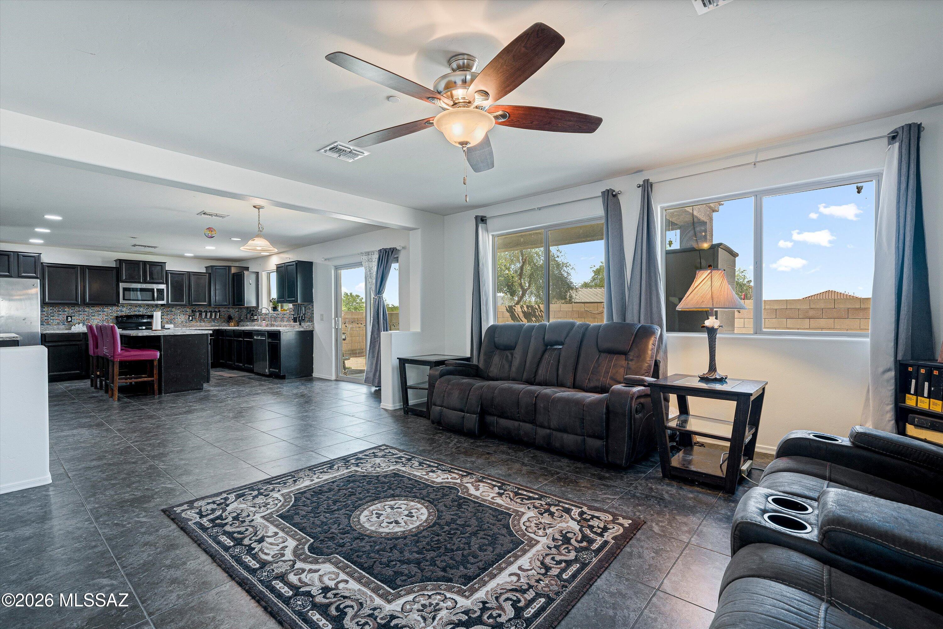 Vista Del Lago (1-123) - Residential