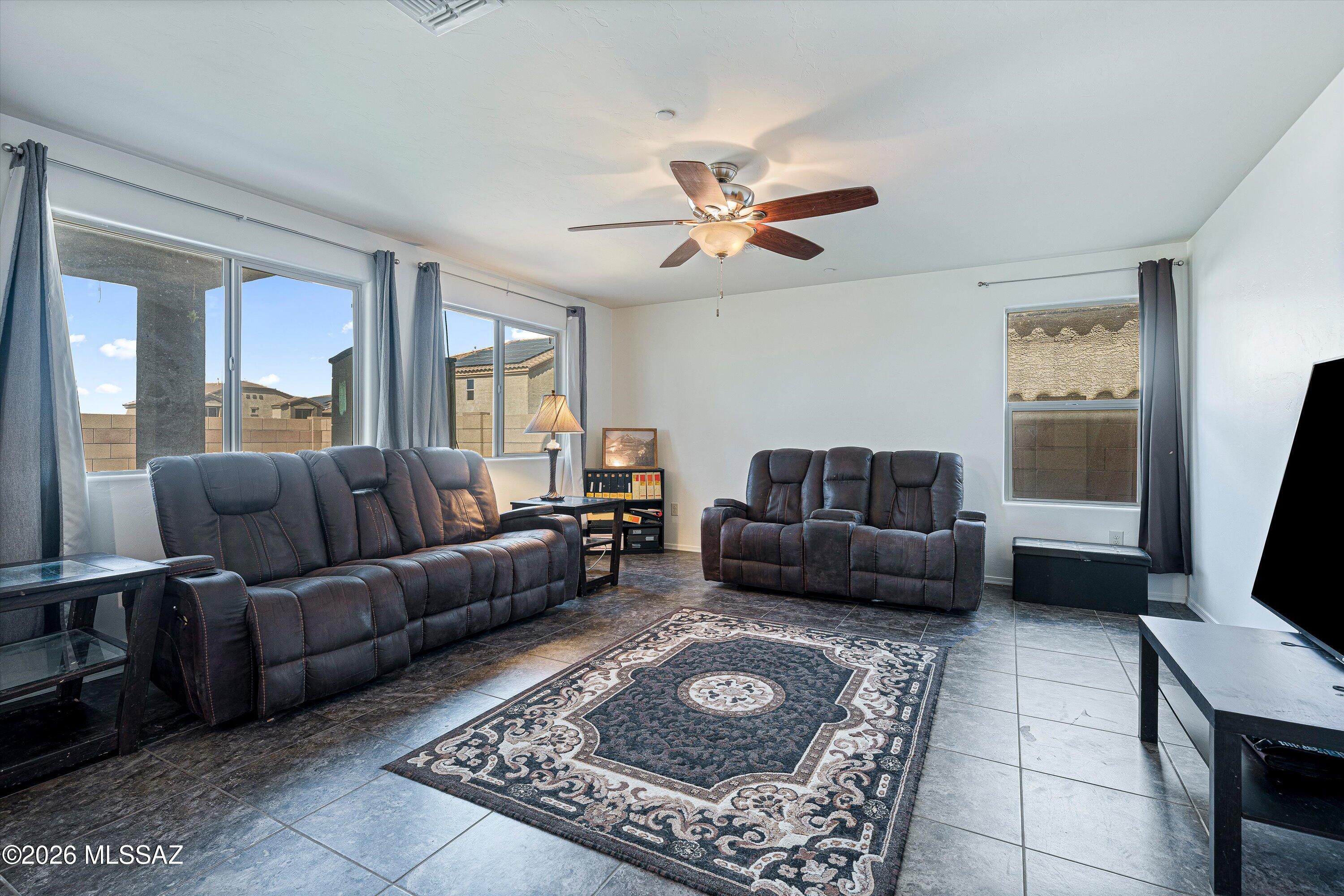 Vista Del Lago (1-123) - Residential