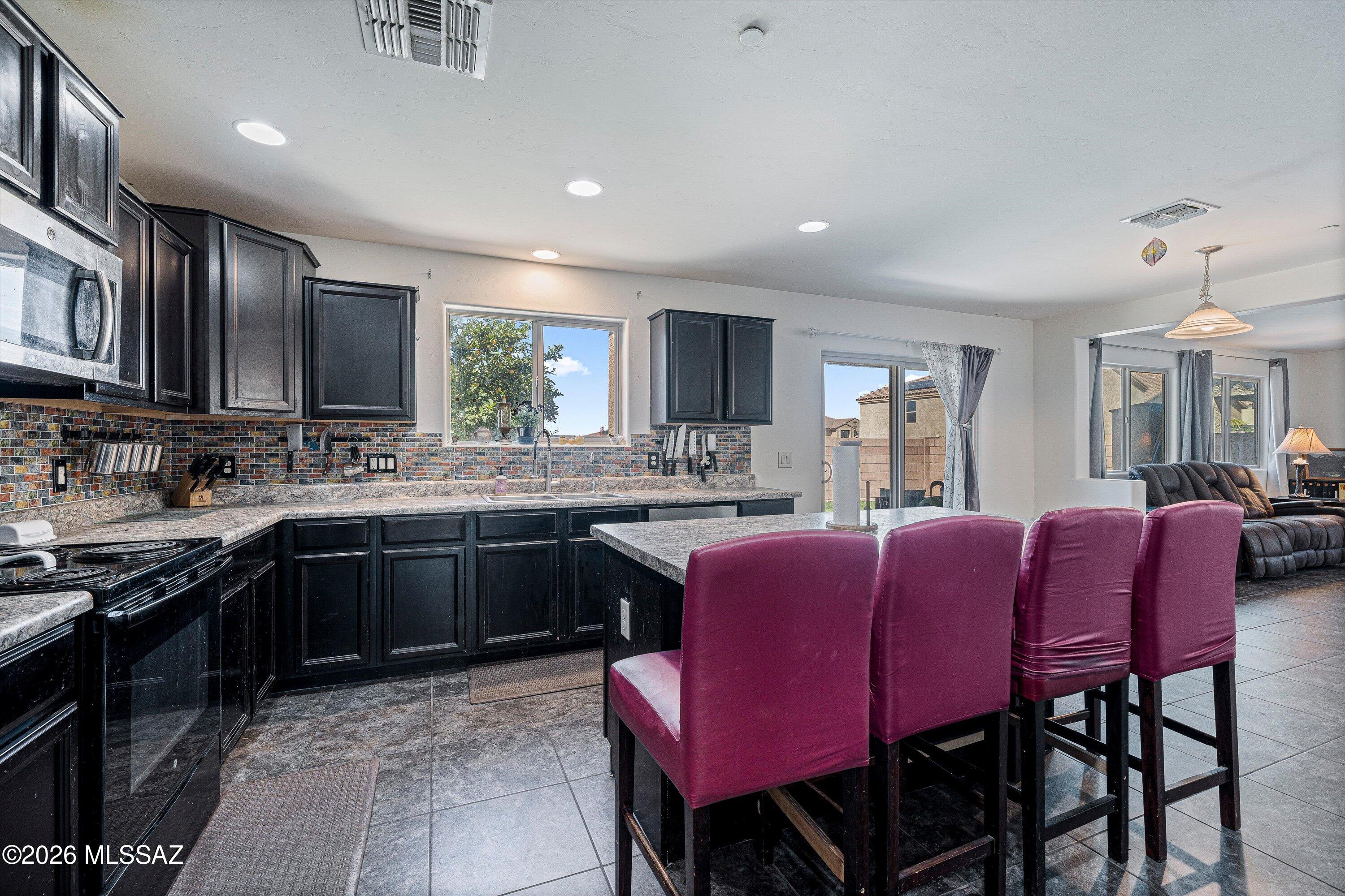 Vista Del Lago (1-123) - Residential