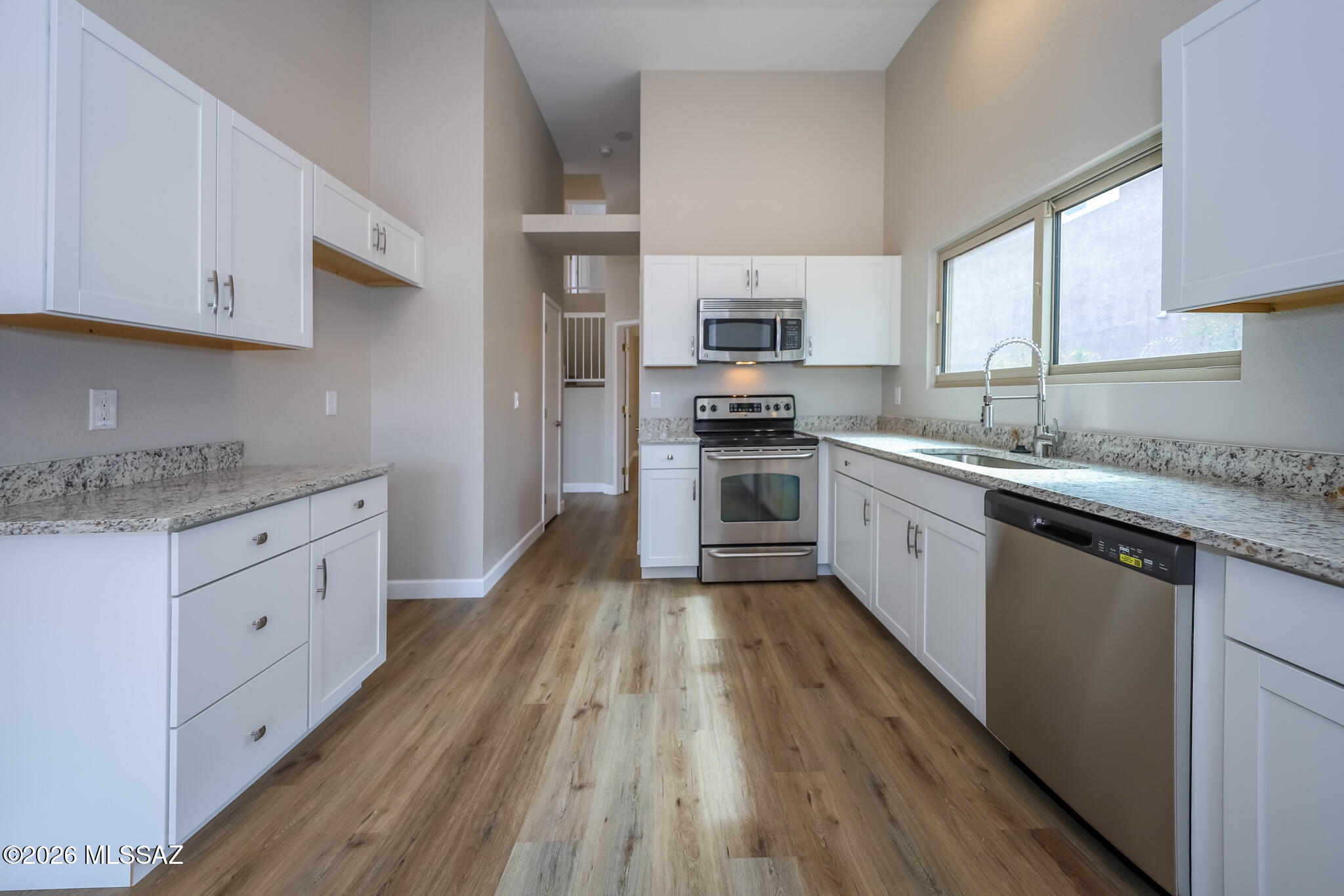 3391 W Avenida Esperanza