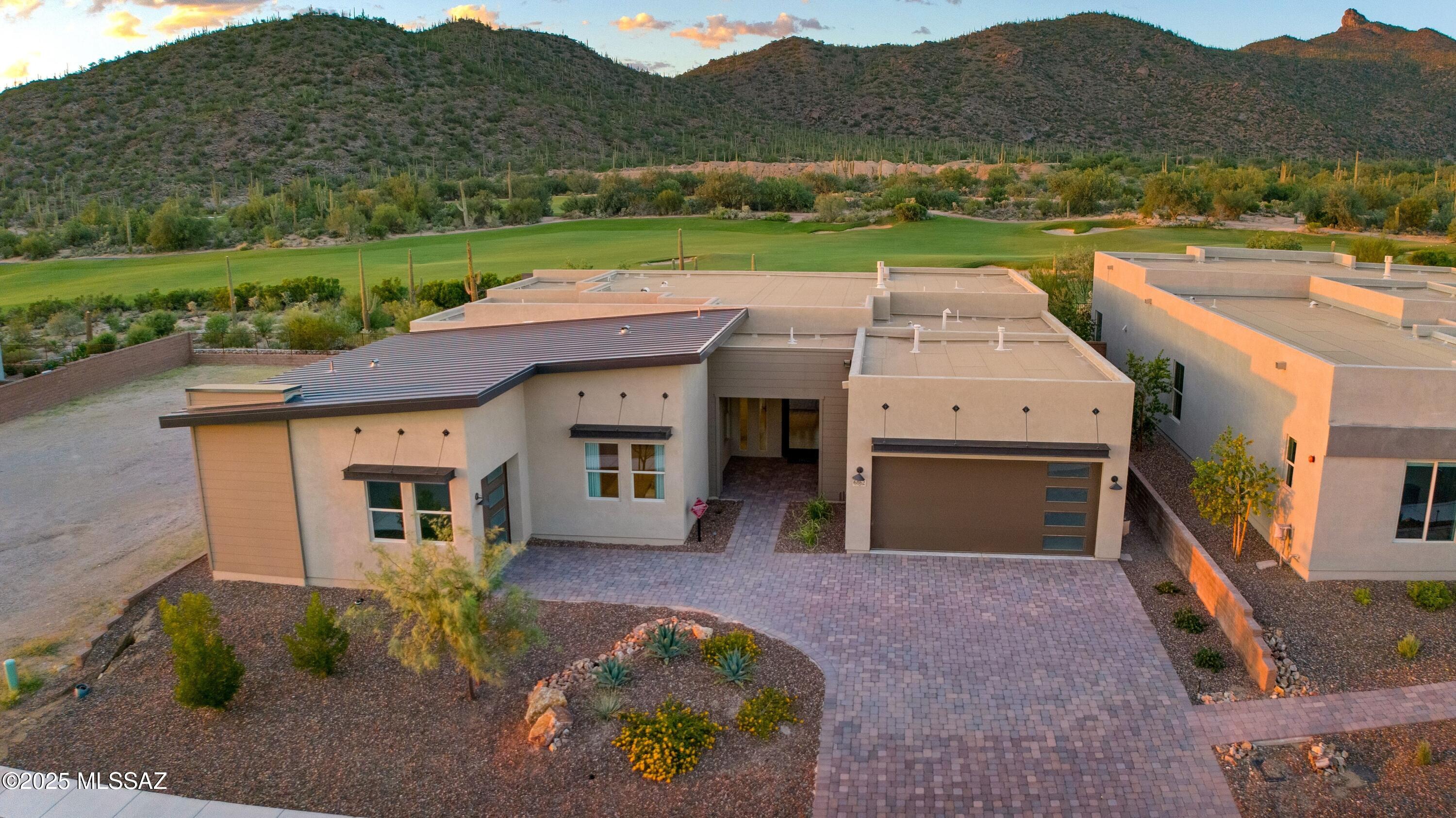 Boulder Bridge Pass III At Dove Mountain SQ20143000307 - Residential