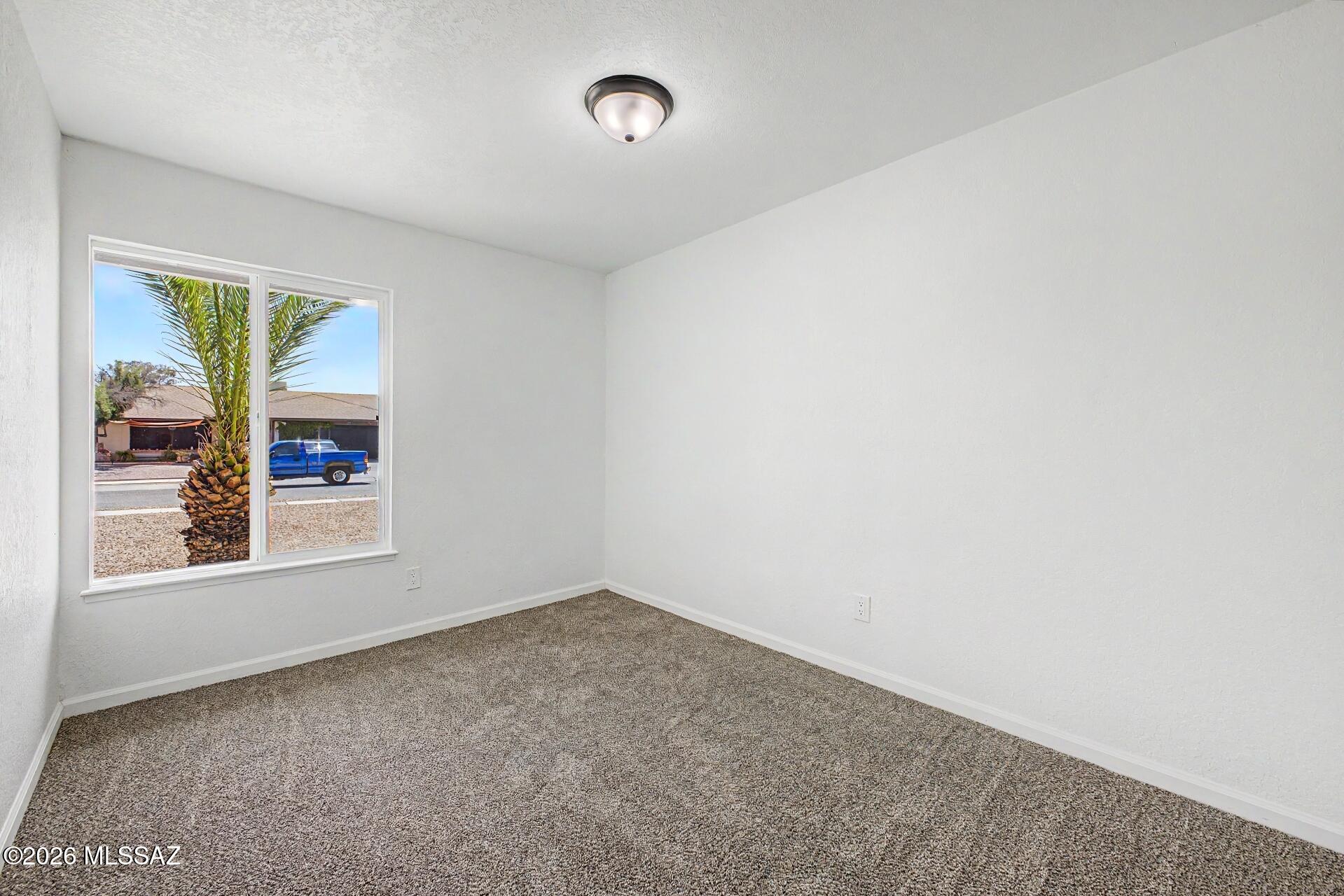 Mission West (1-370) - Residential
