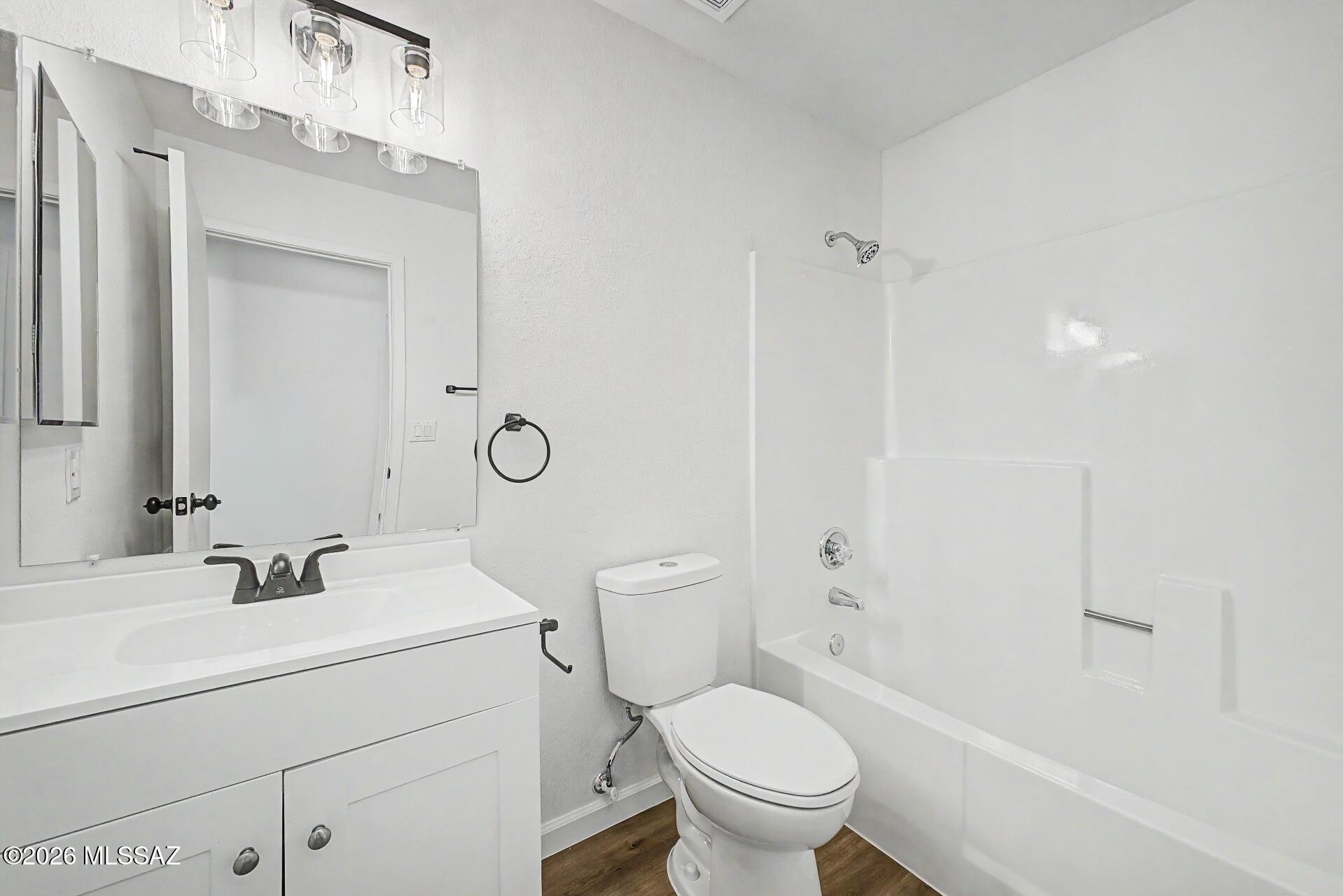 Mission West (1-370) - Residential