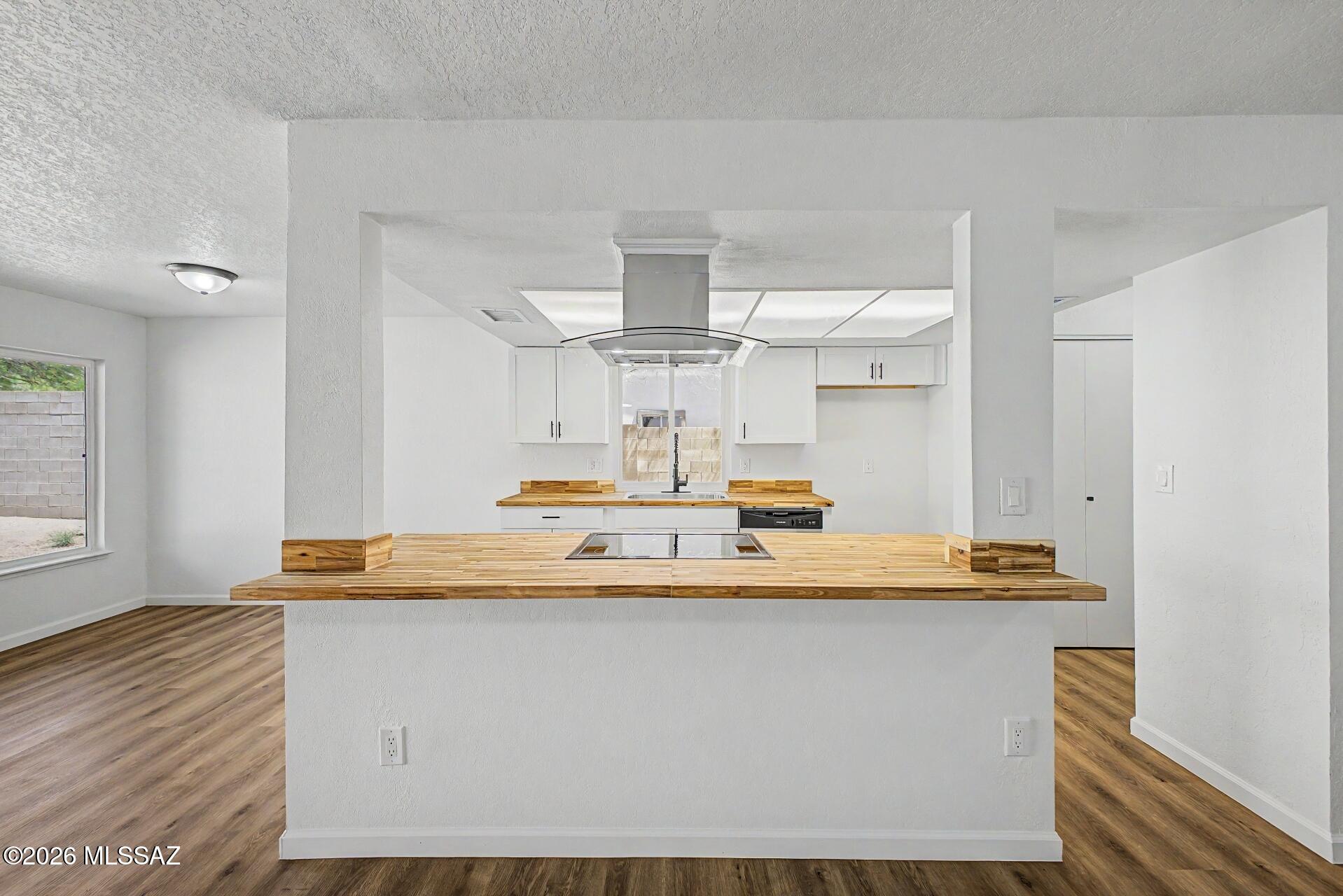 Mission West (1-370) - Residential