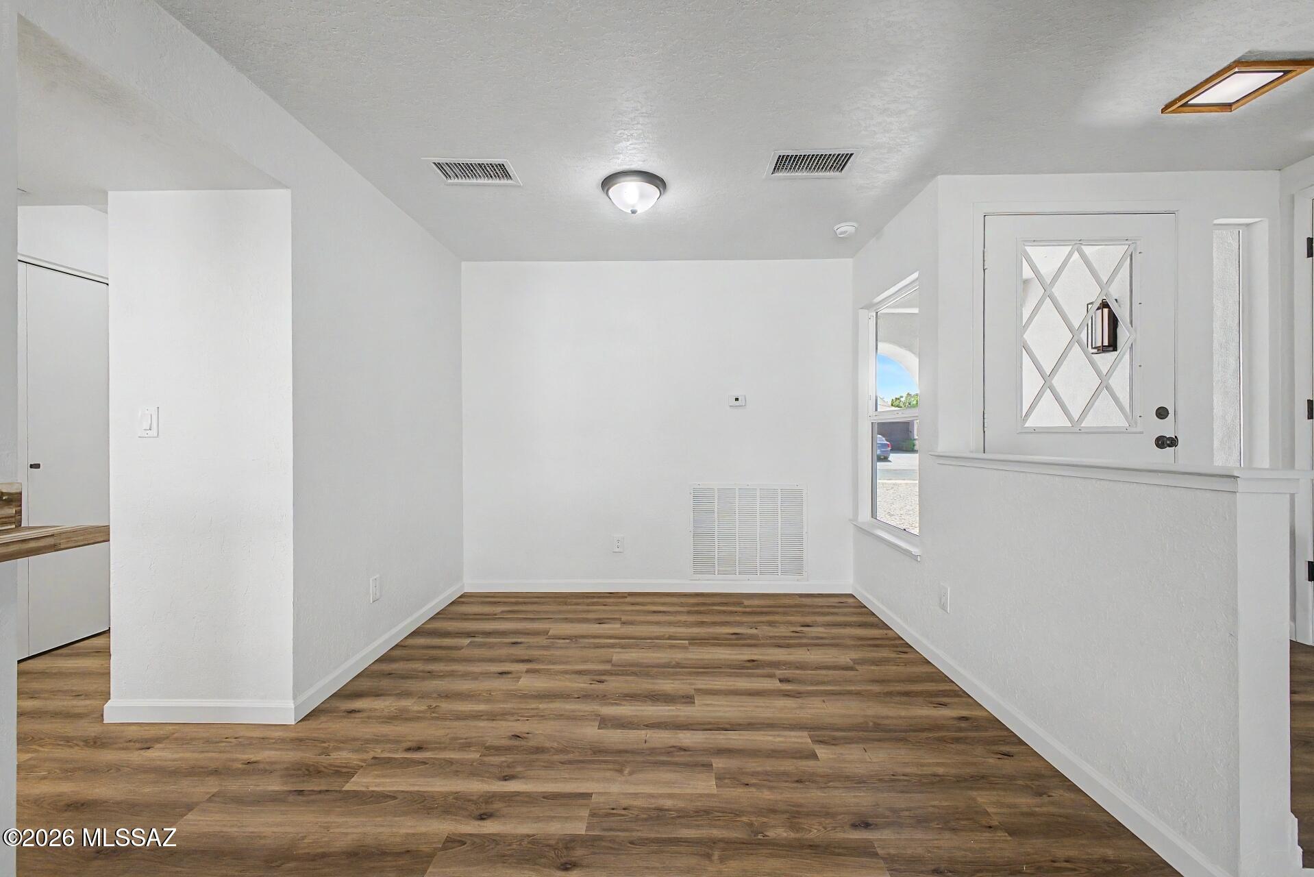 Mission West (1-370) - Residential