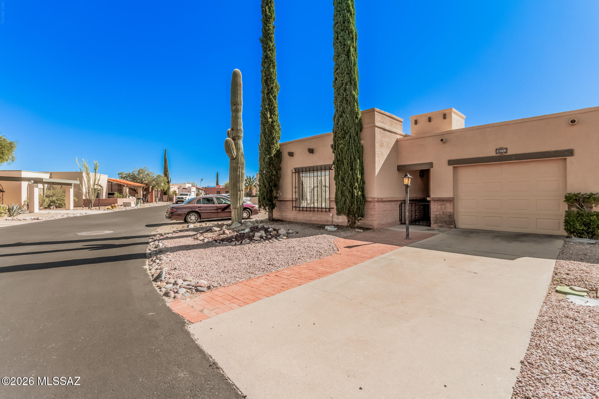 Desert Hills No.1 Townhomes (1-23) - Residential