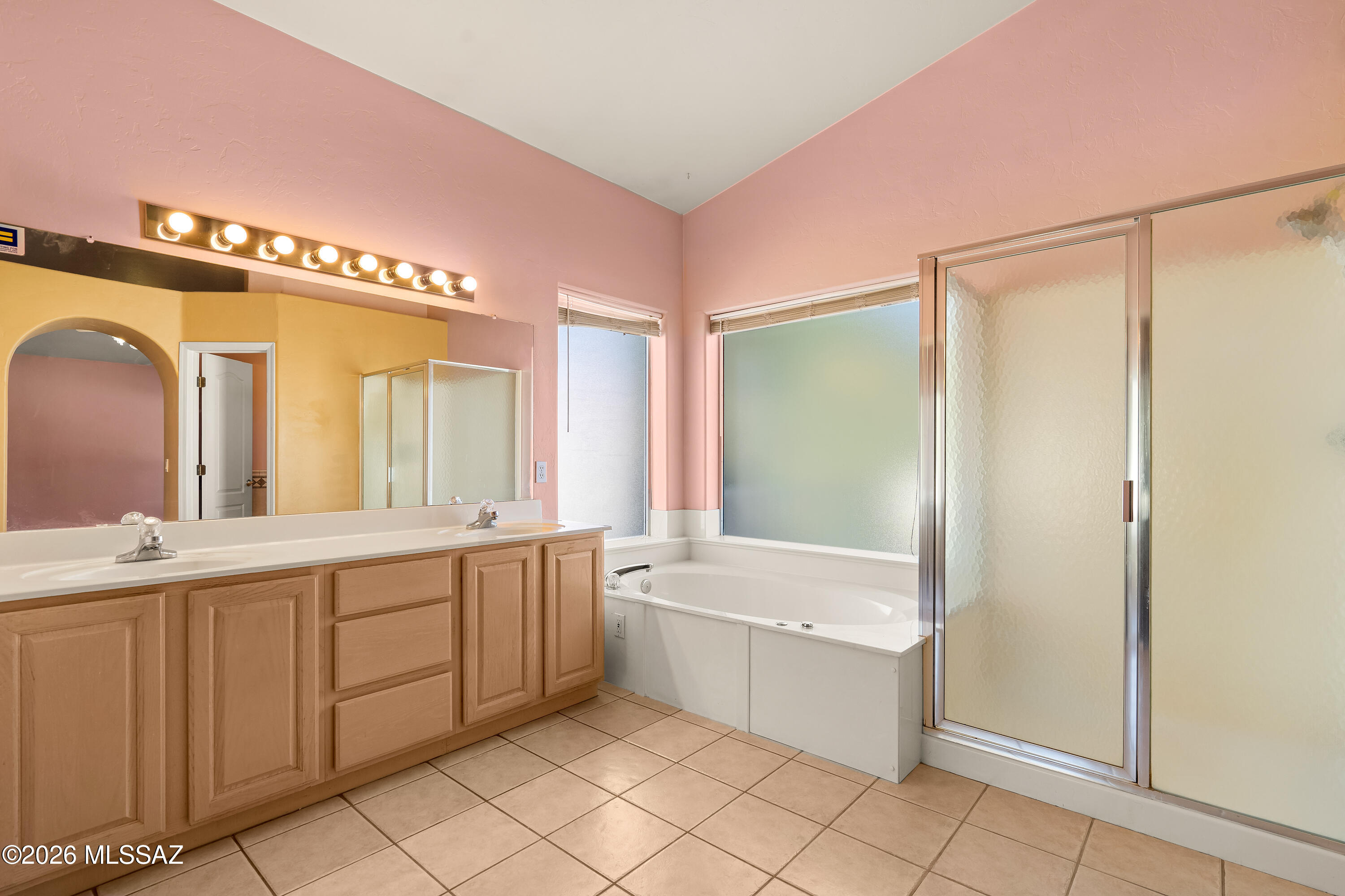 Thornydale Terrace(1-104) - Residential