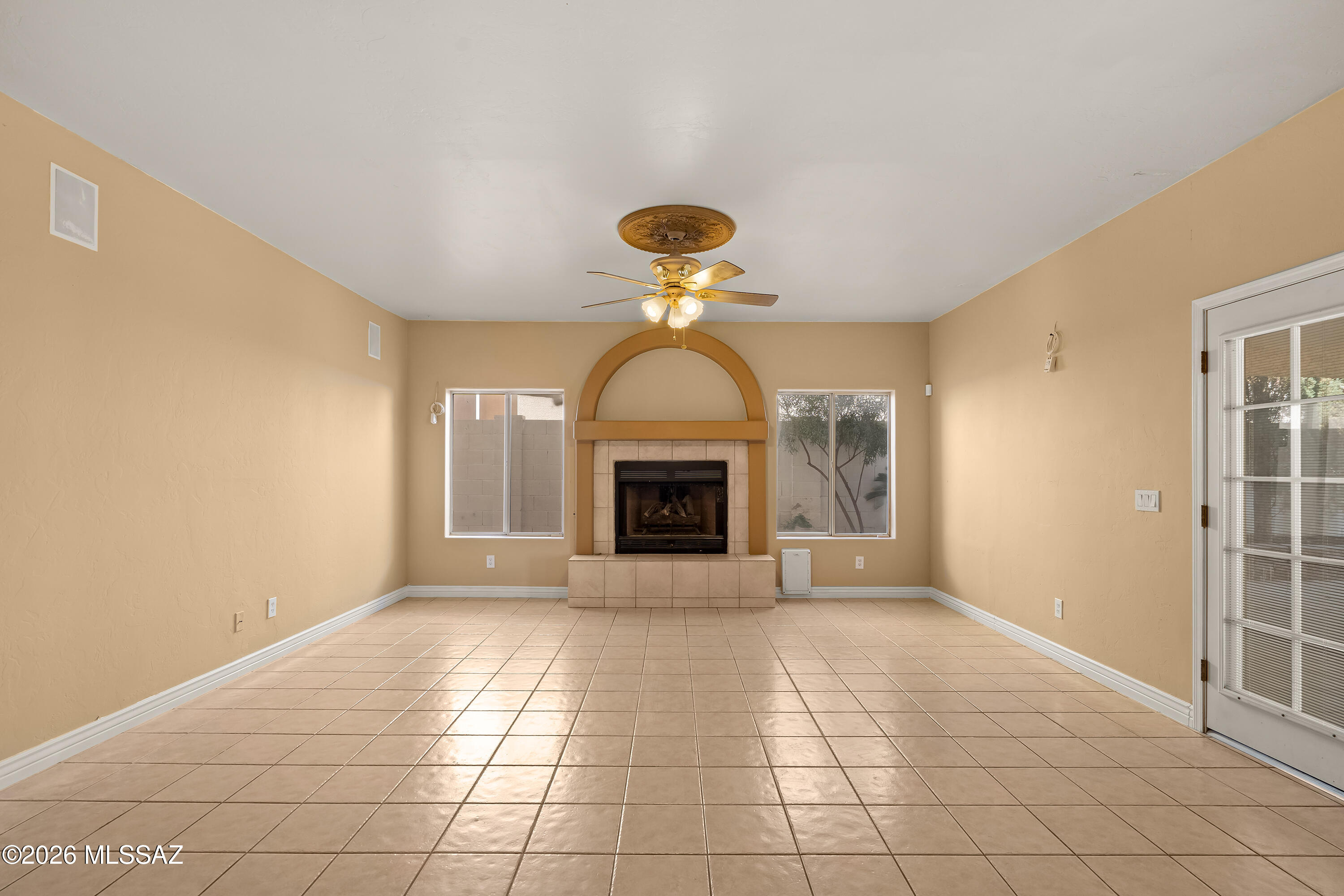 Thornydale Terrace(1-104) - Residential