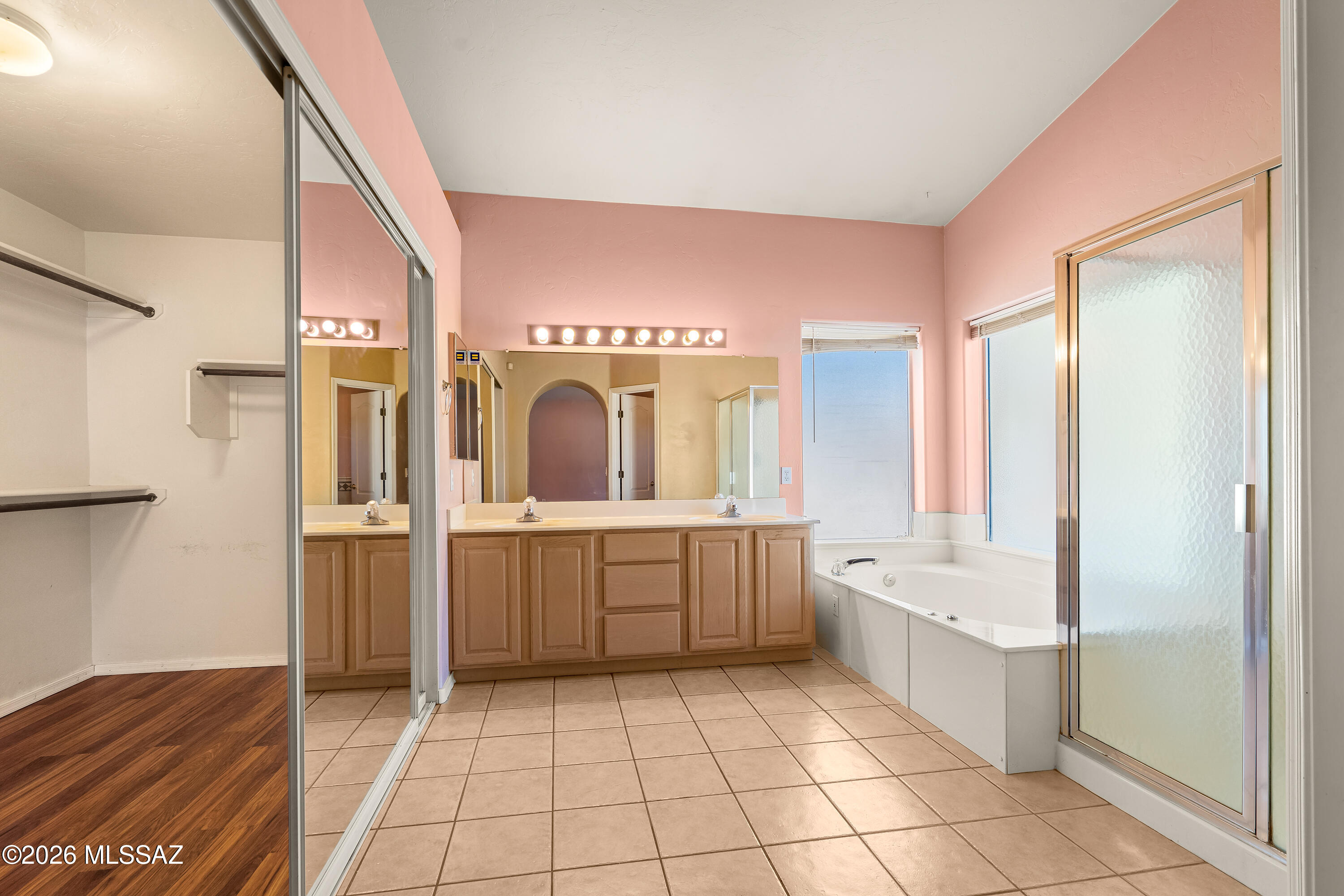 Thornydale Terrace(1-104) - Residential
