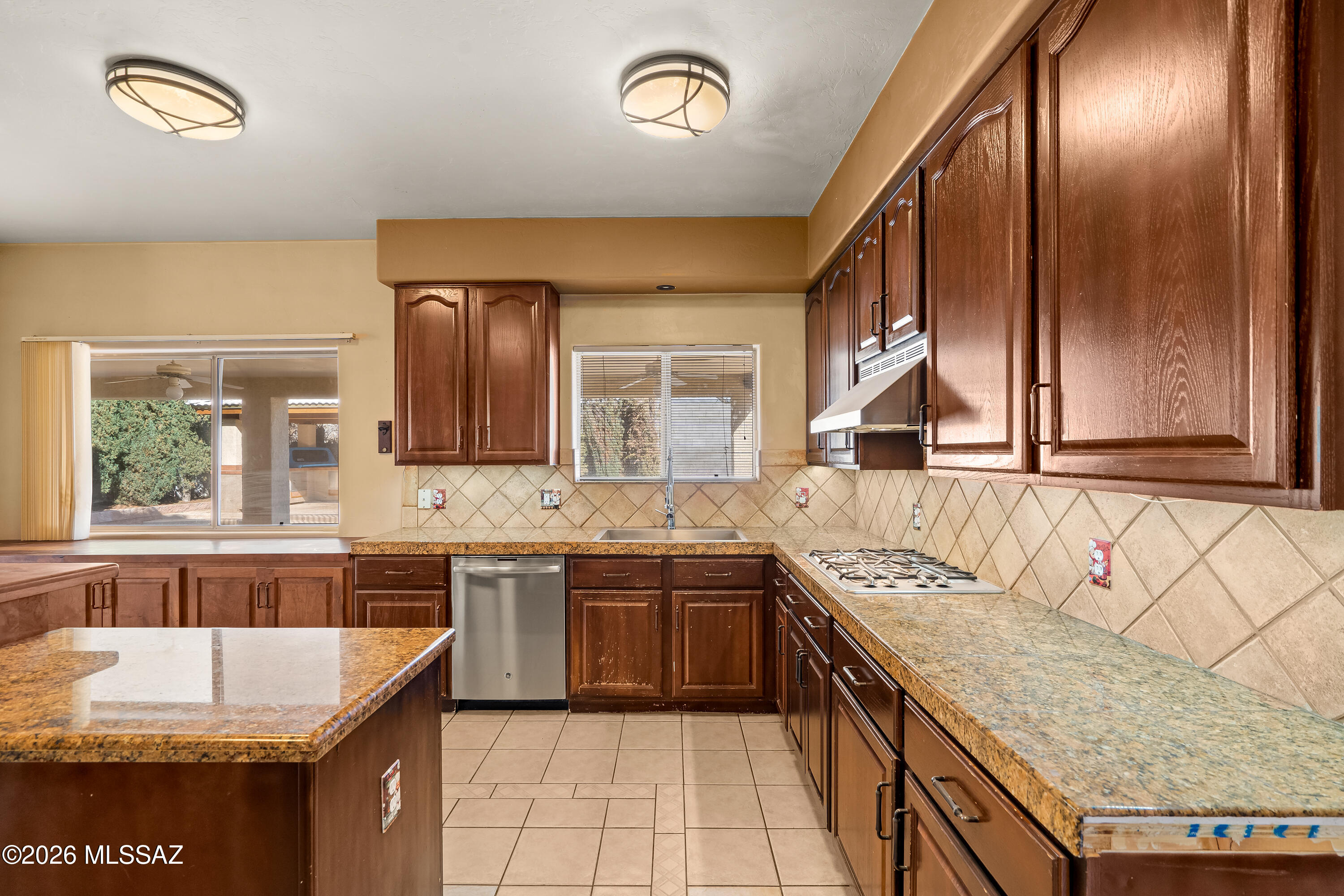 Thornydale Terrace(1-104) - Residential