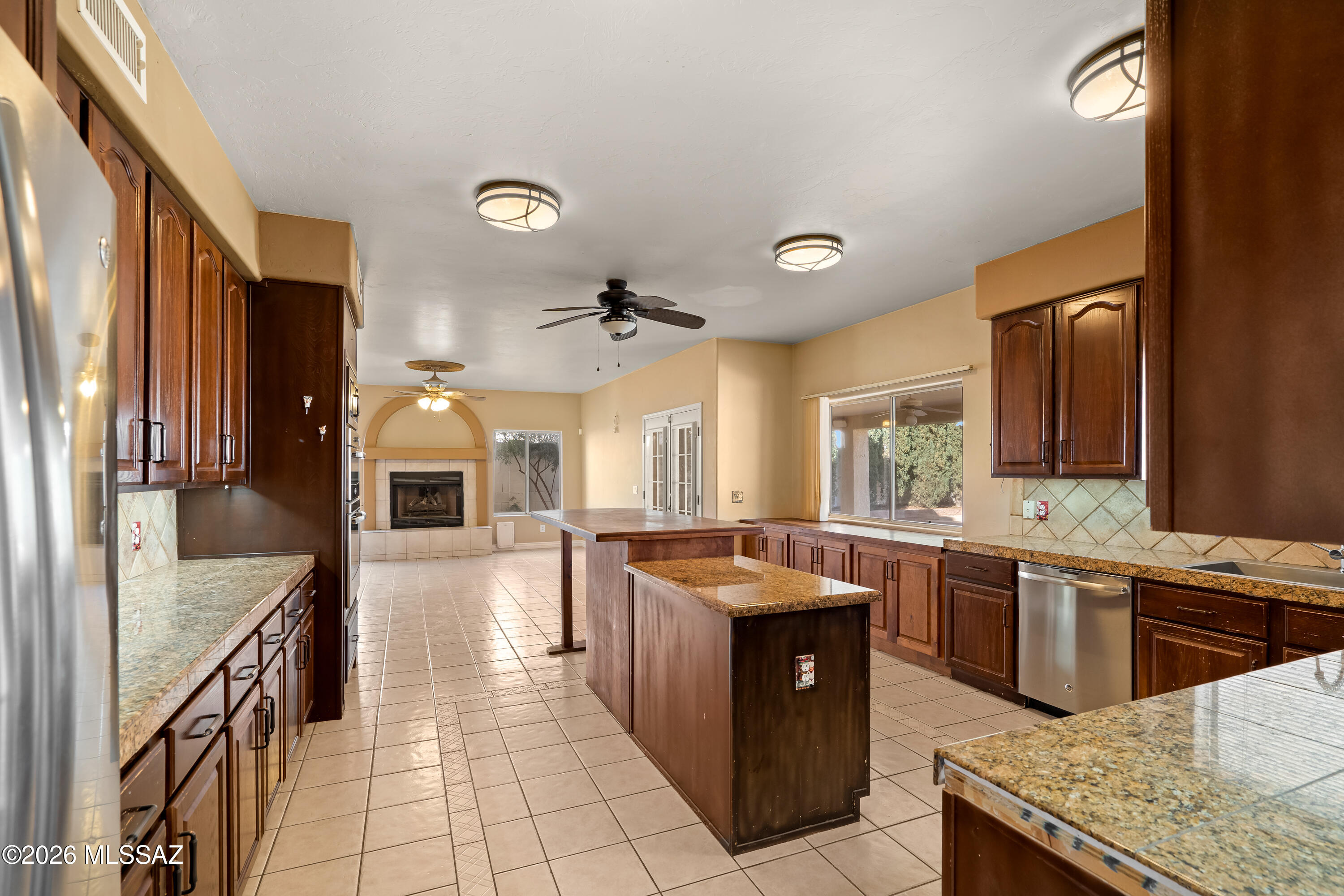 Thornydale Terrace(1-104) - Residential