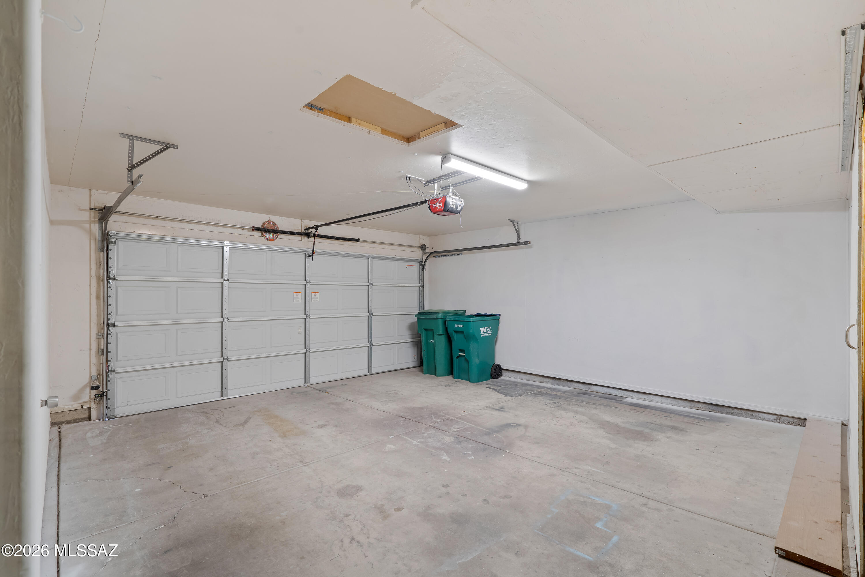 Thornydale Terrace(1-104) - Residential