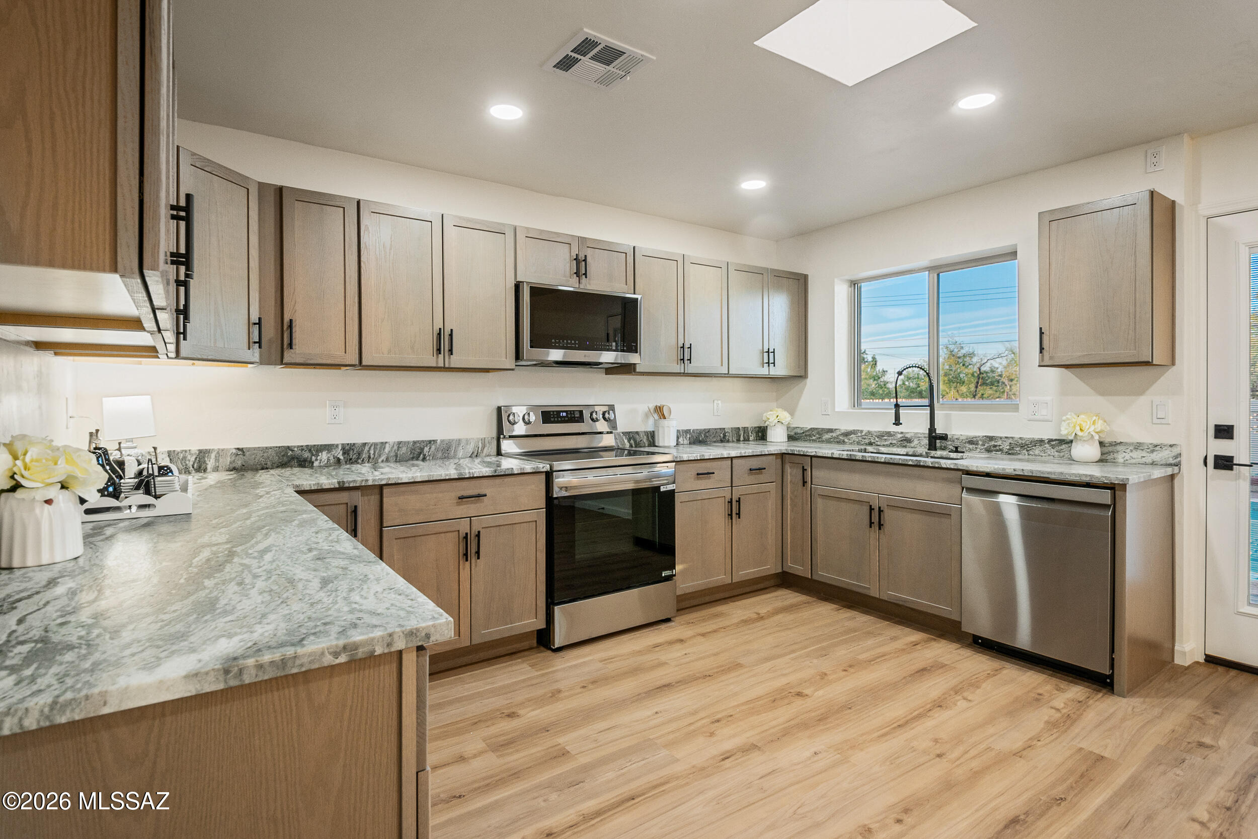 Casas Adobes Estates (401-447) - Residential