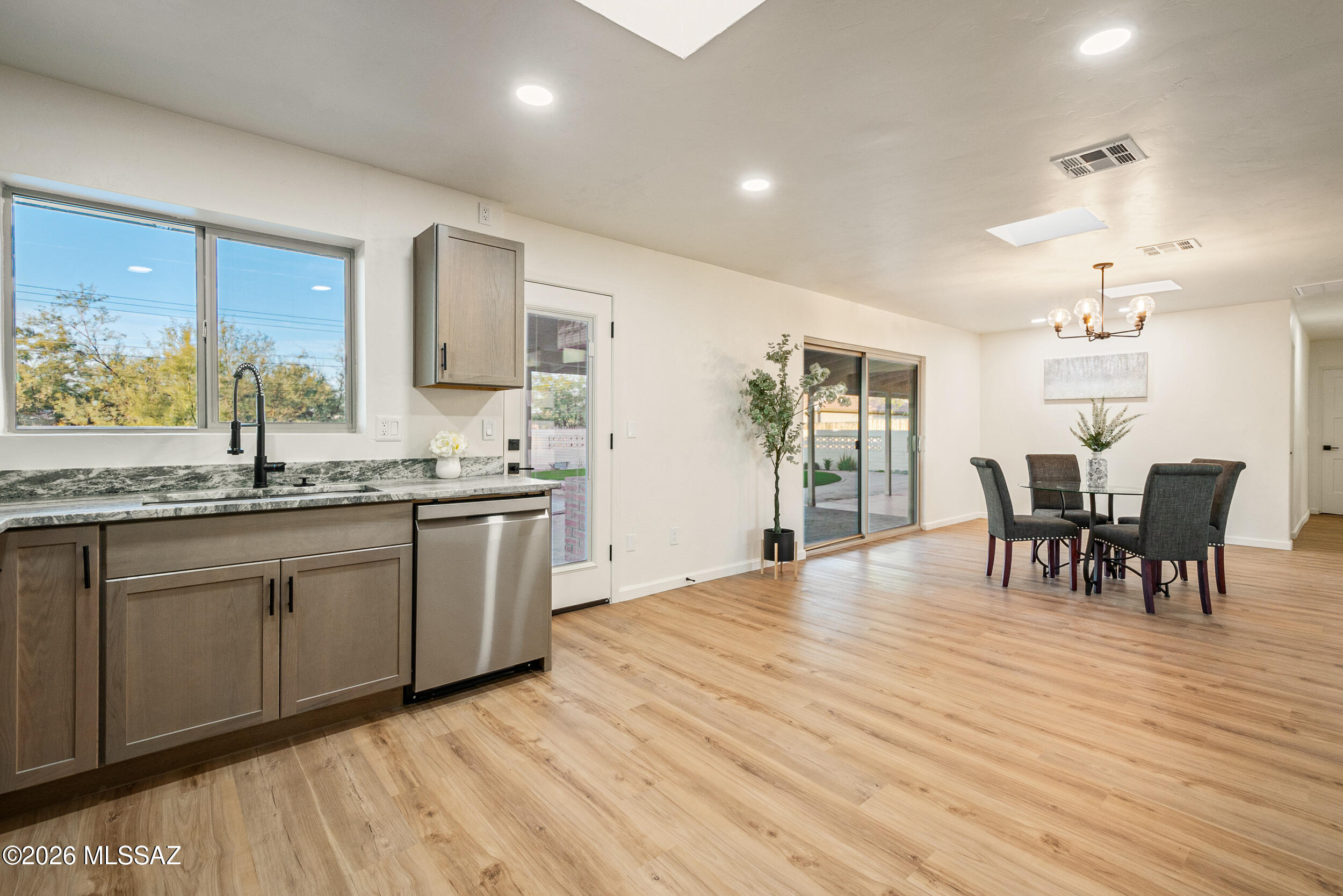 Casas Adobes Estates (401-447) - Residential