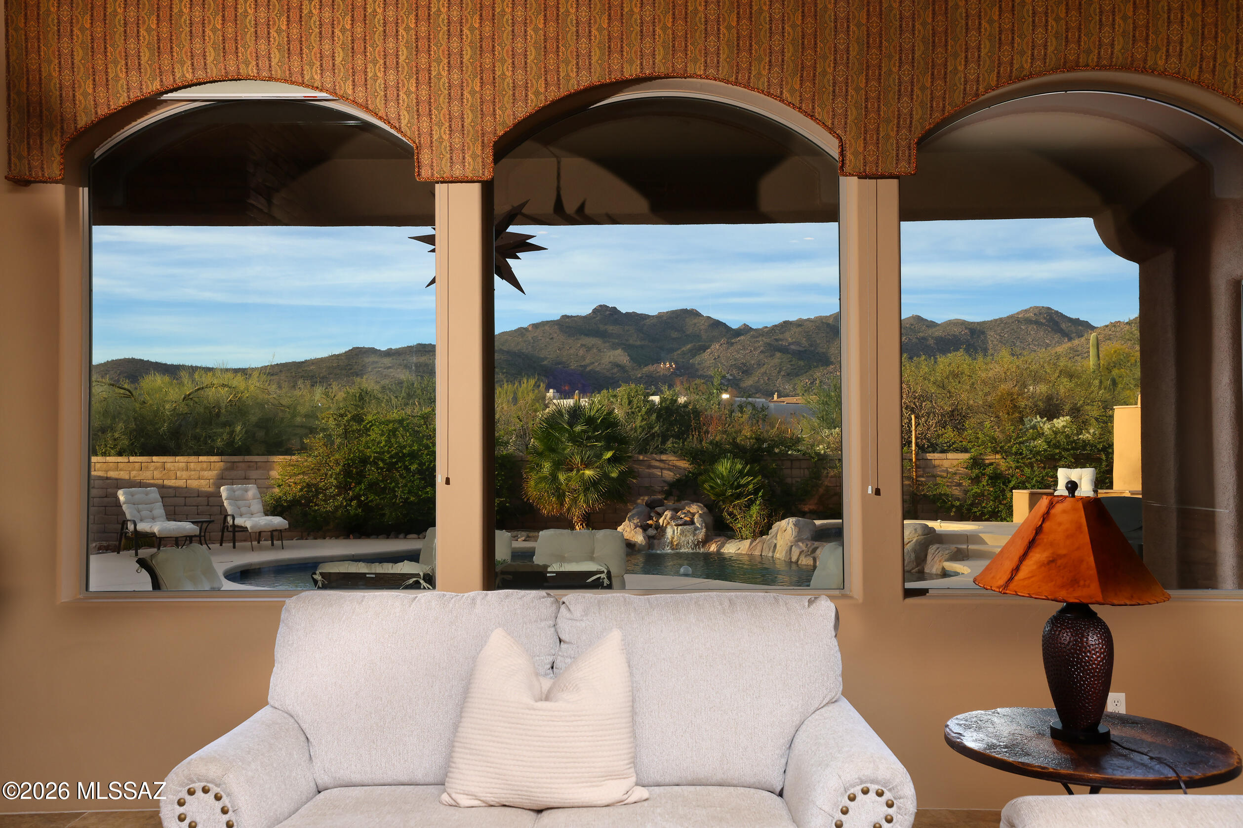 Dos Lagos at Dove Mountain (1-91) - Residential