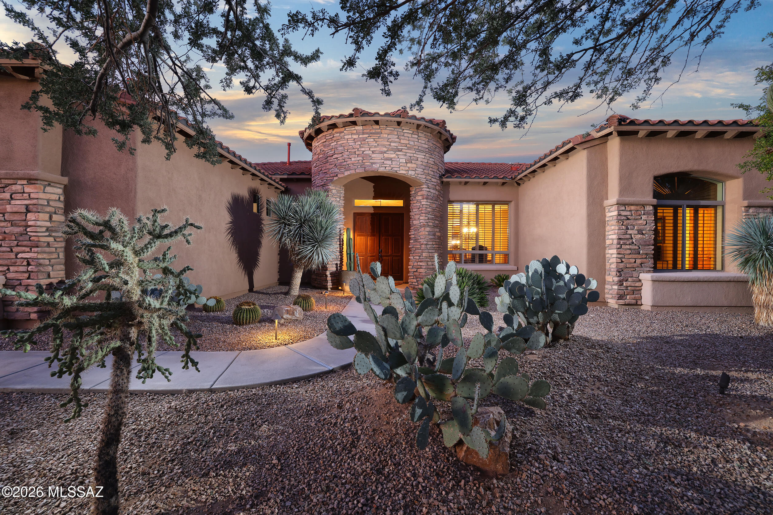 Dos Lagos at Dove Mountain (1-91) - Residential