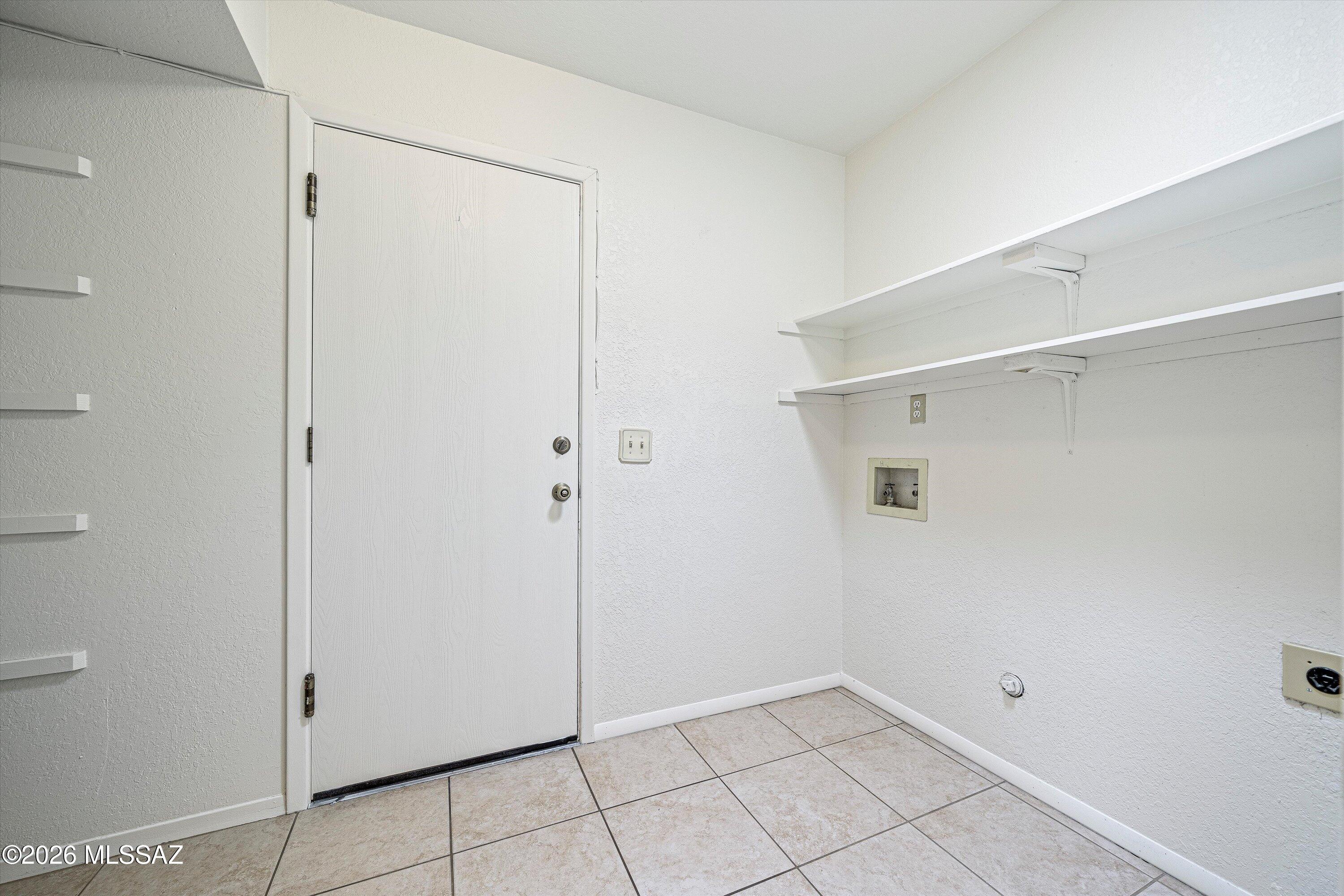 Pantano Townhomes (1-118) - Residential