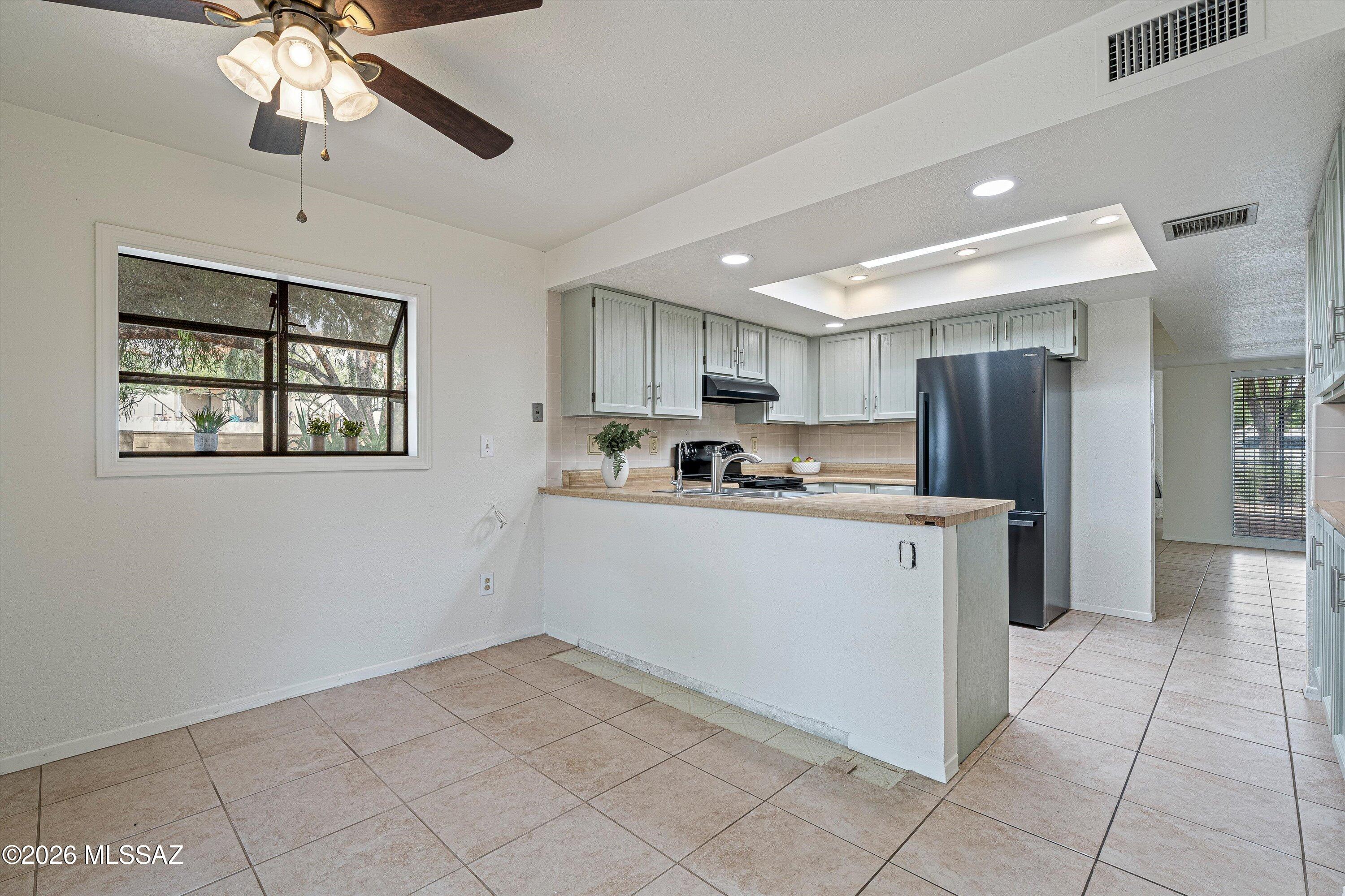 Pantano Townhomes (1-118) - Residential