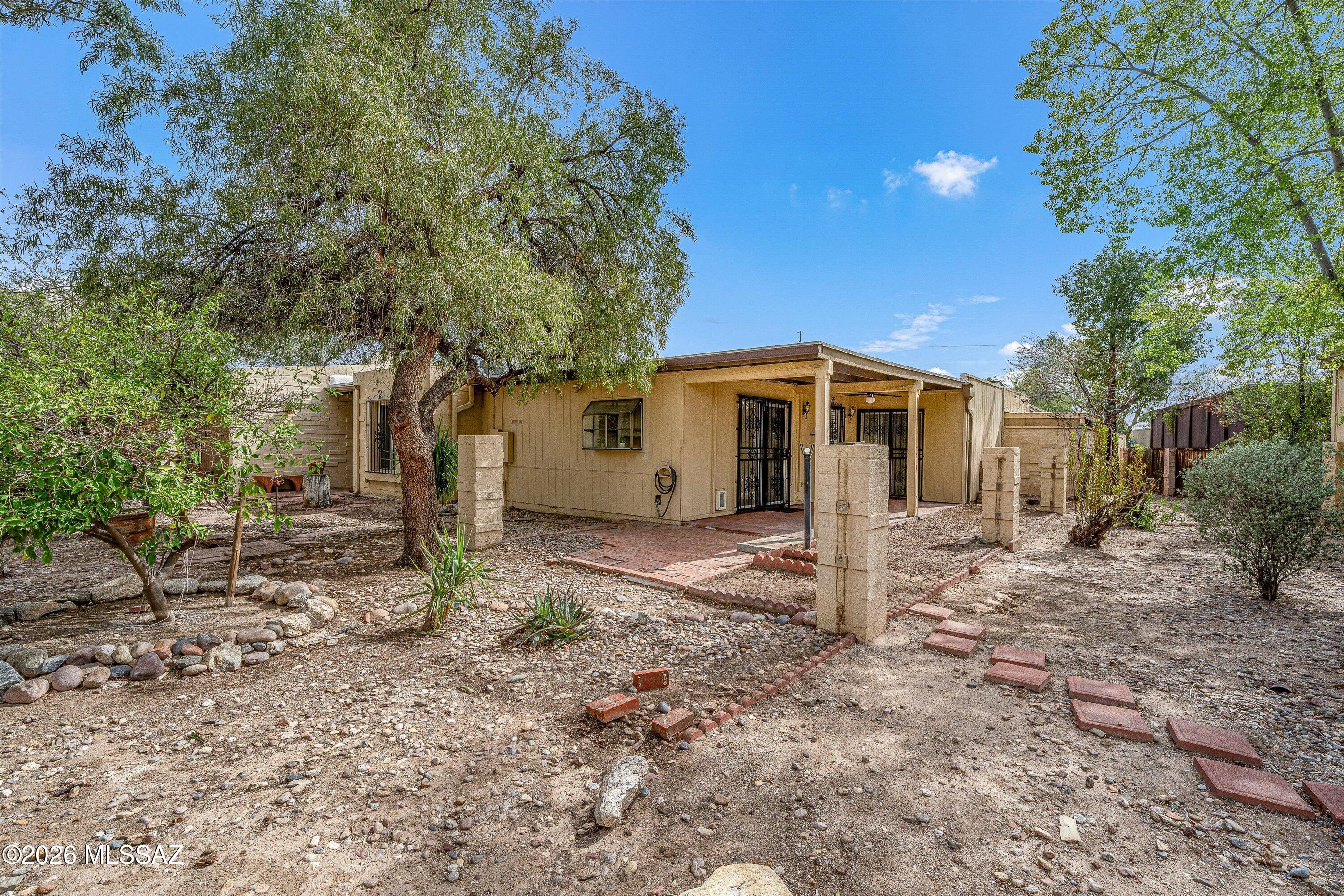 Pantano Townhomes (1-118) - Residential