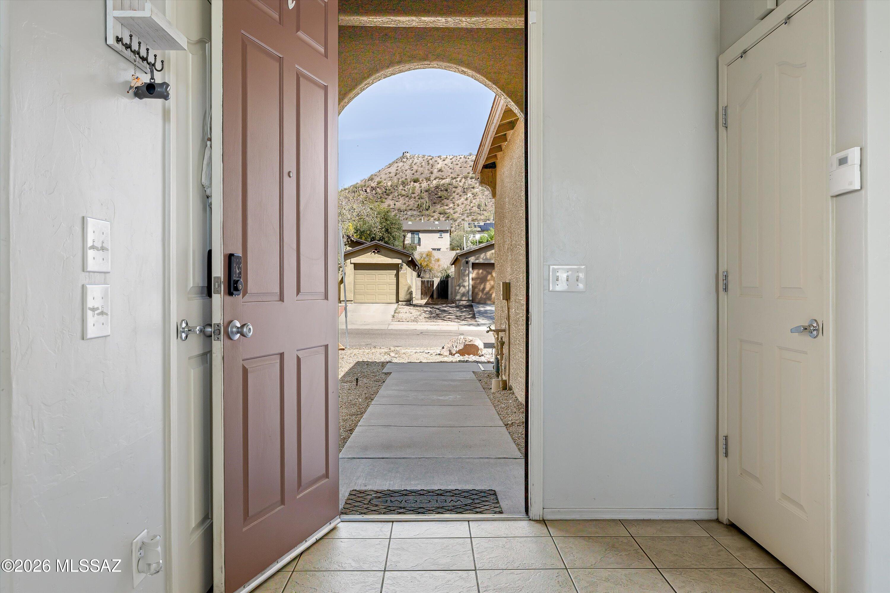 1517 W Beantree Lane