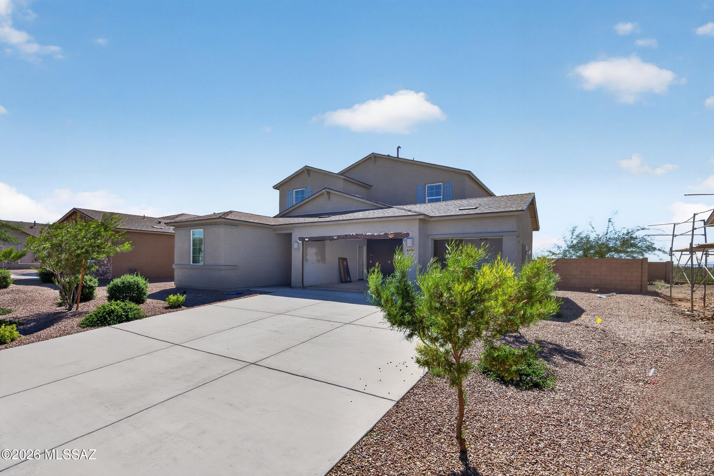 8870 E Moontear Way
