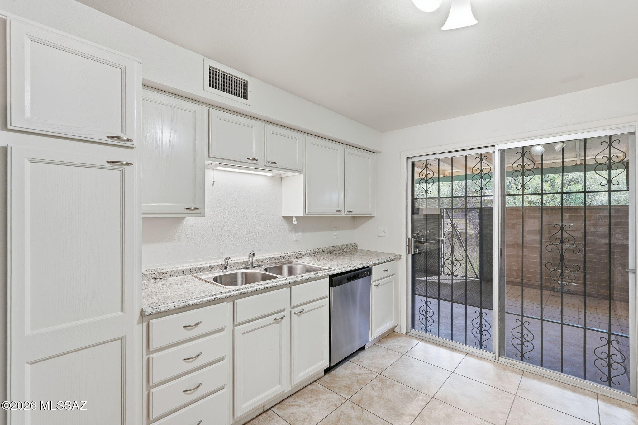 Venice Twnhs (1-15) - Residential