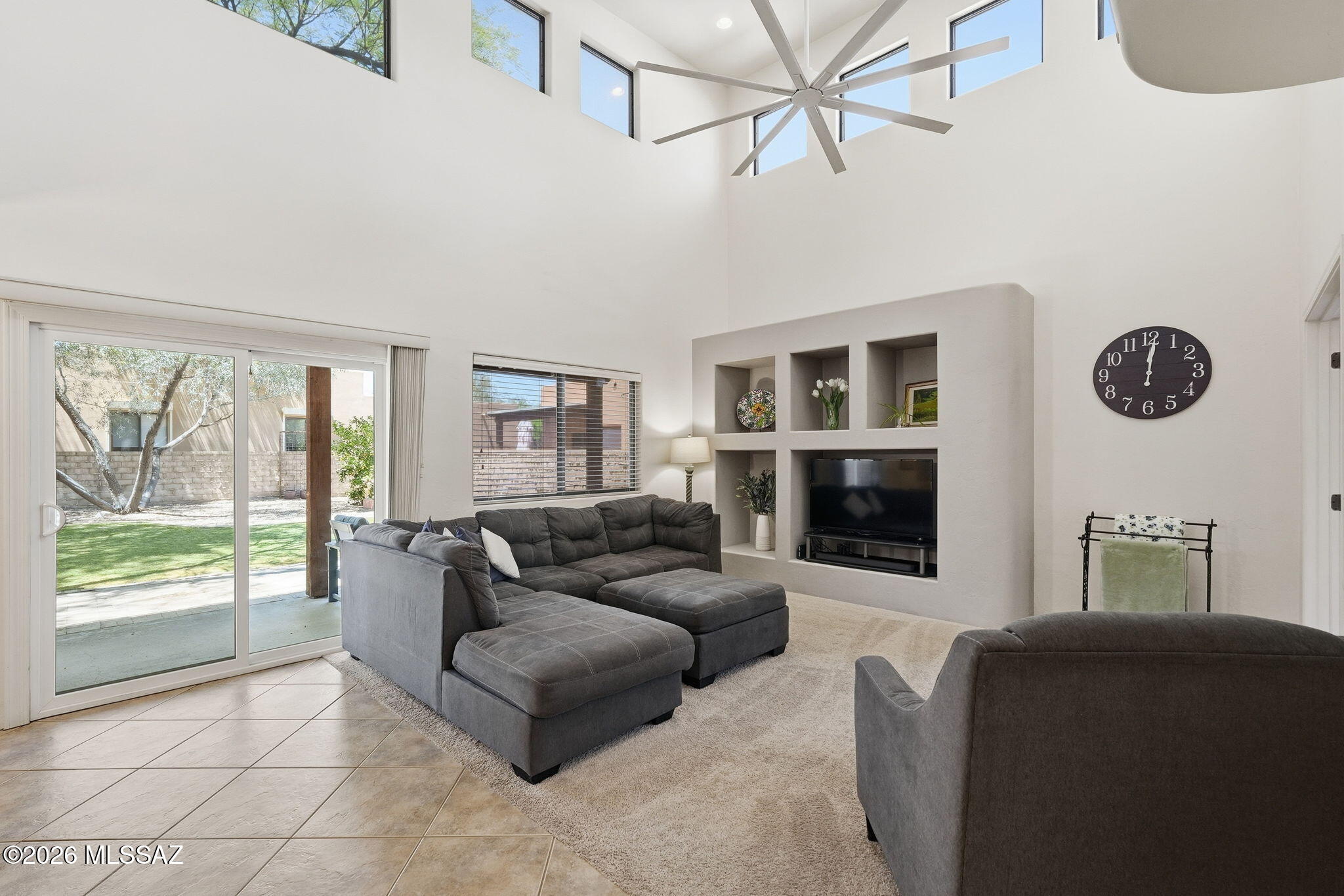 3121 N Placita Agua Caliente