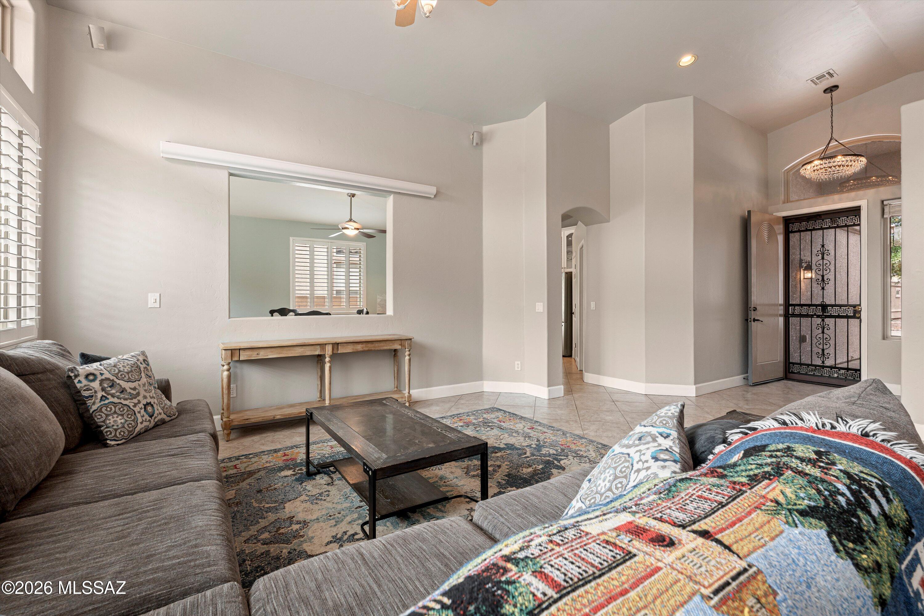 327 W Klinger Canyon Drive