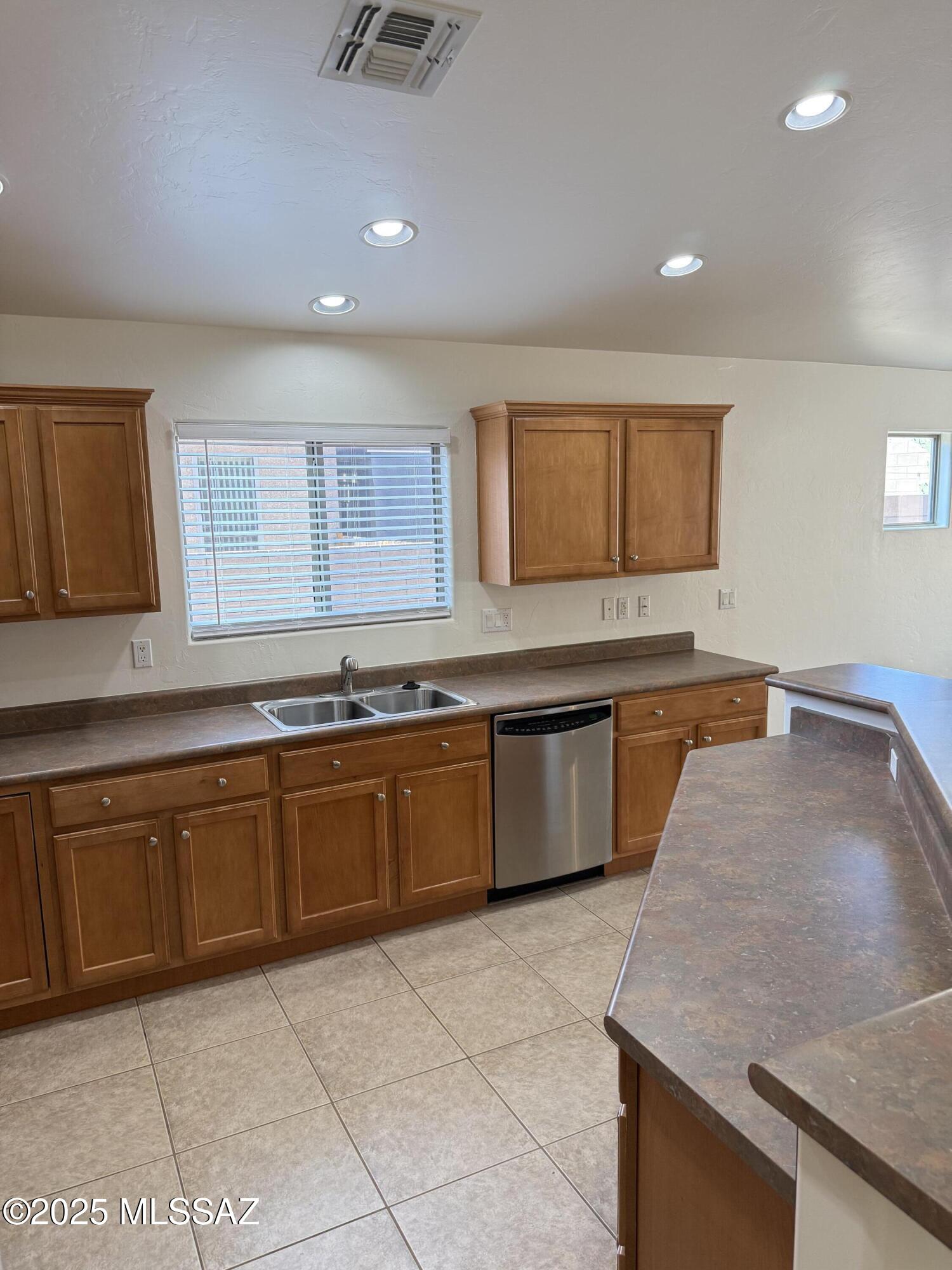 Desert Willow Estates (1-110) - Residential Lease