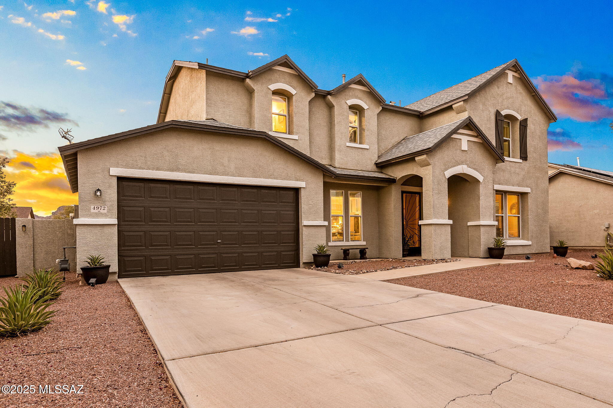 4972 W Calle Don Antonio