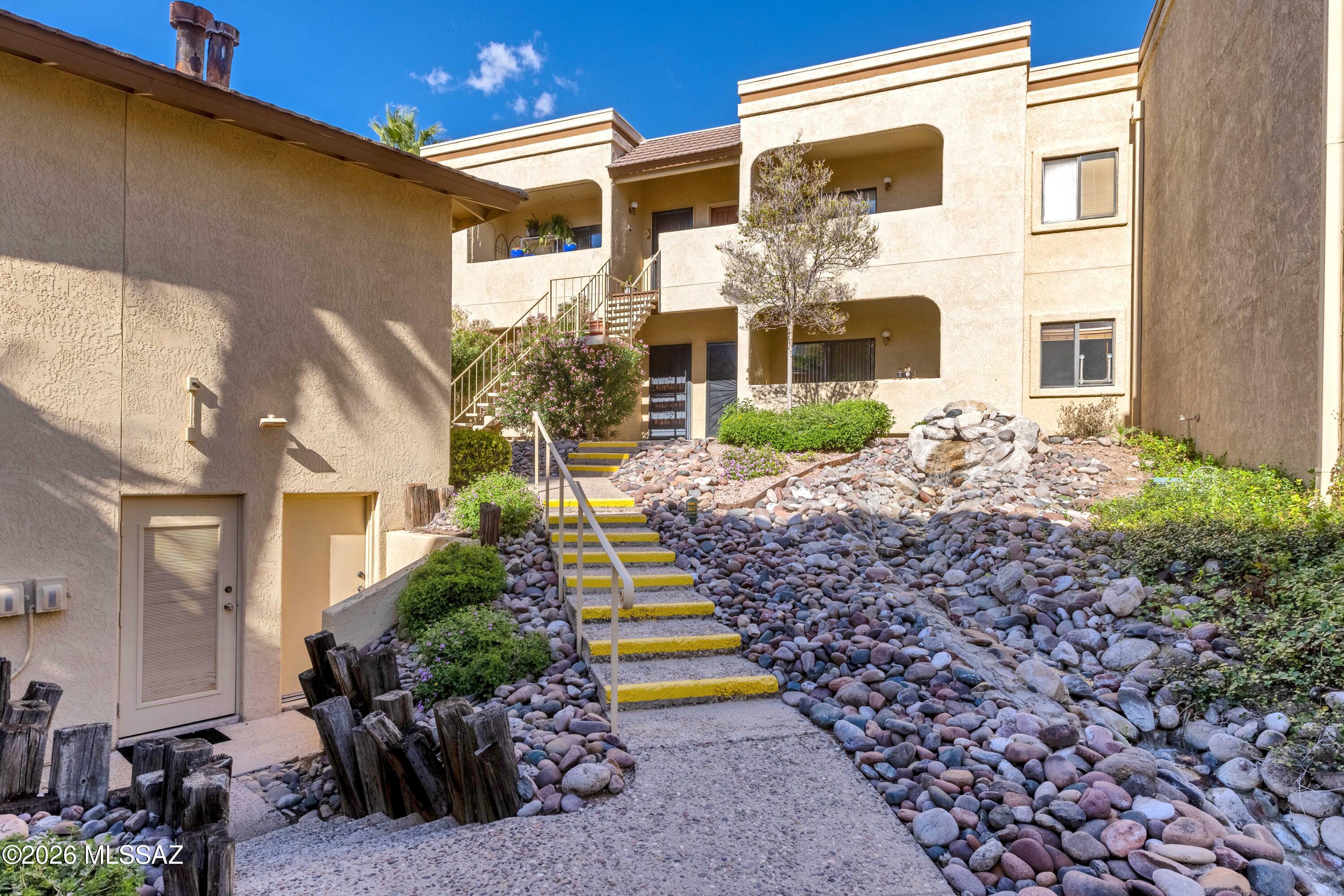 Sunrise Springs - Residential