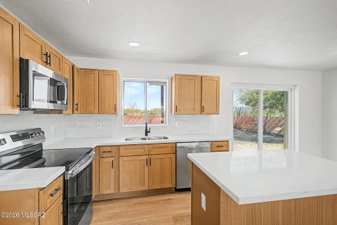 Photo of 2042 W Copper Place, Tucson, AZ 85745 (MLS # 22618671)