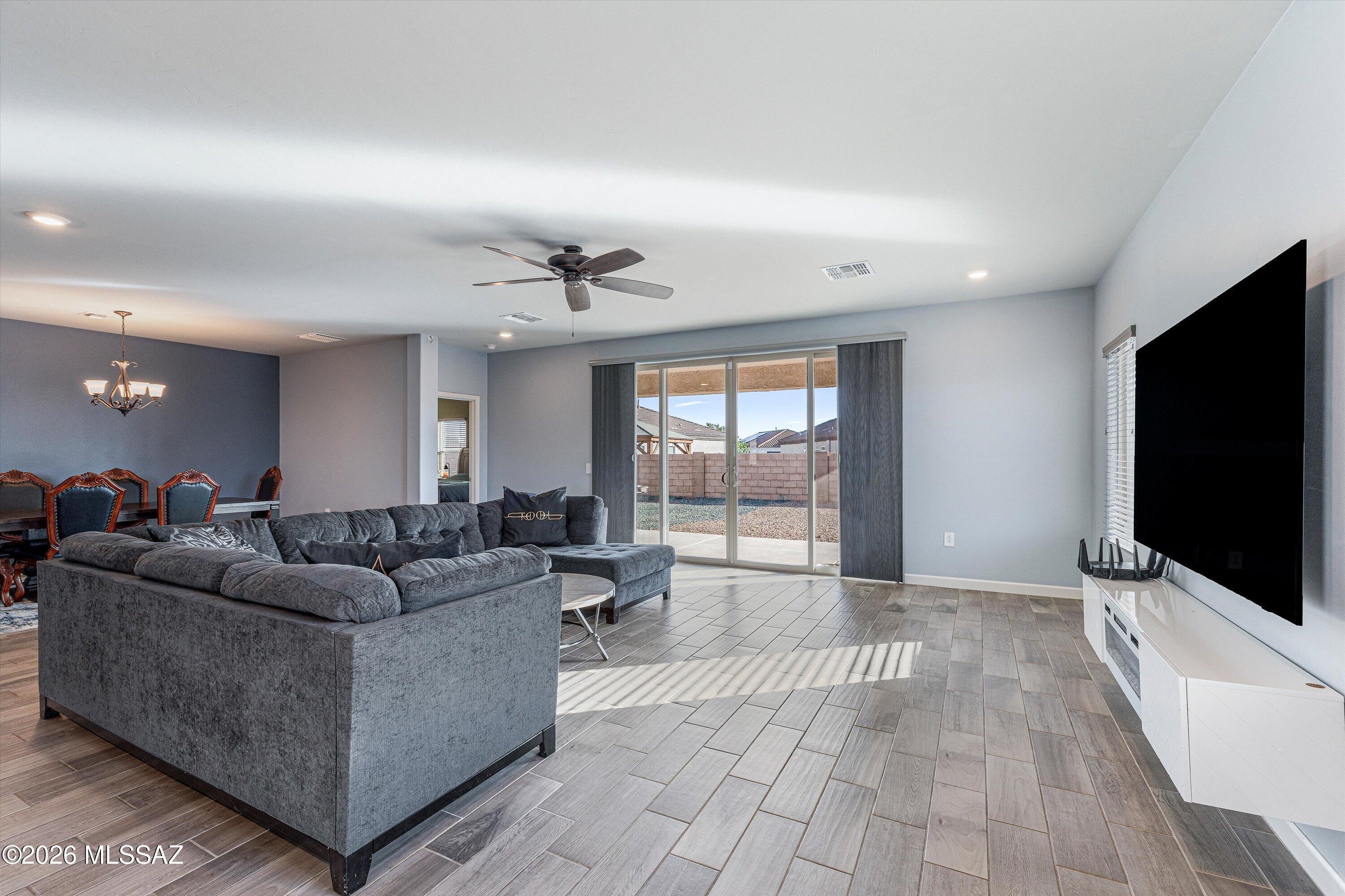 New Tucson Unit NO. 7 (1-159) - Residential