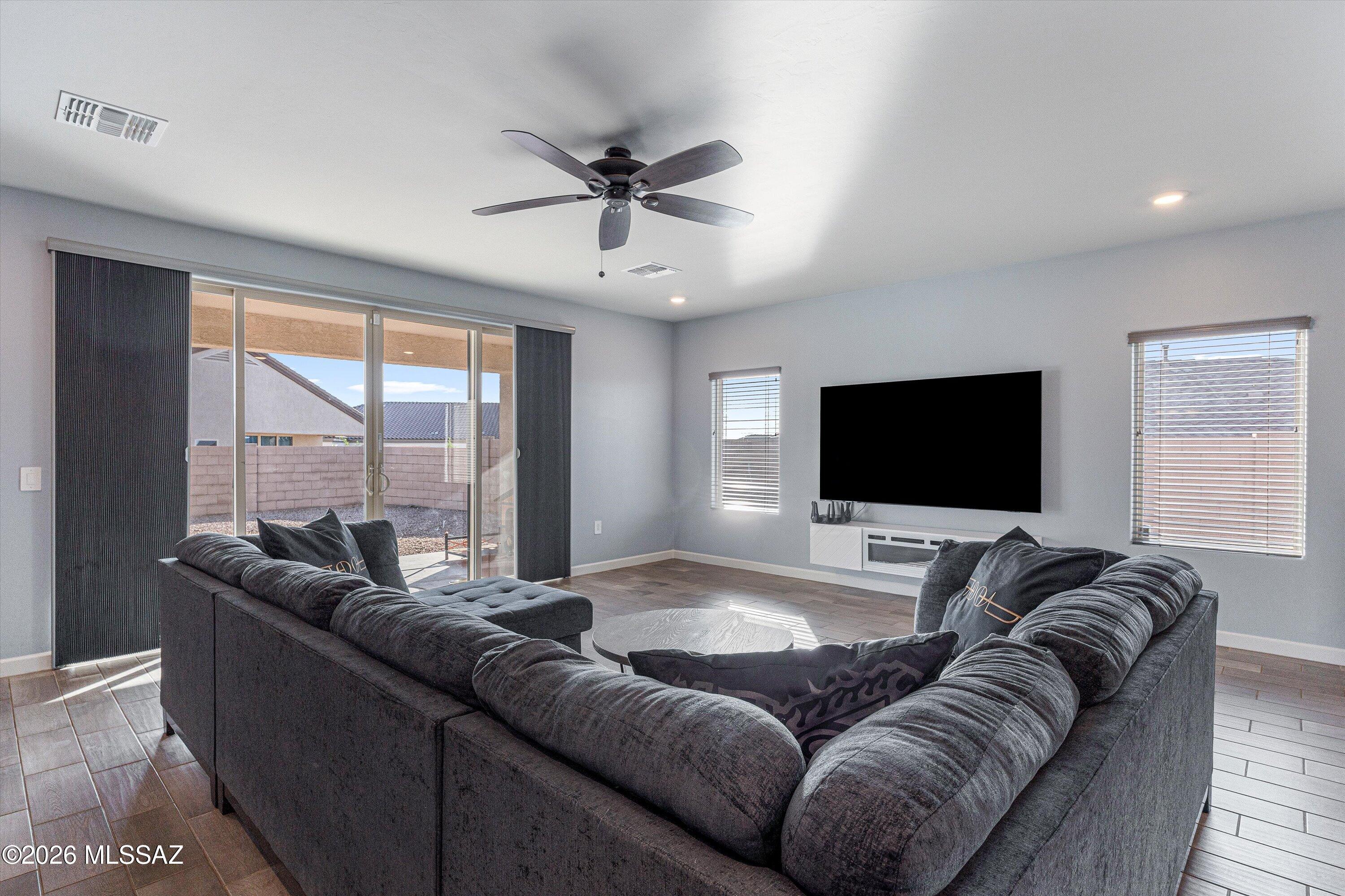 New Tucson Unit NO. 7 (1-159) - Residential