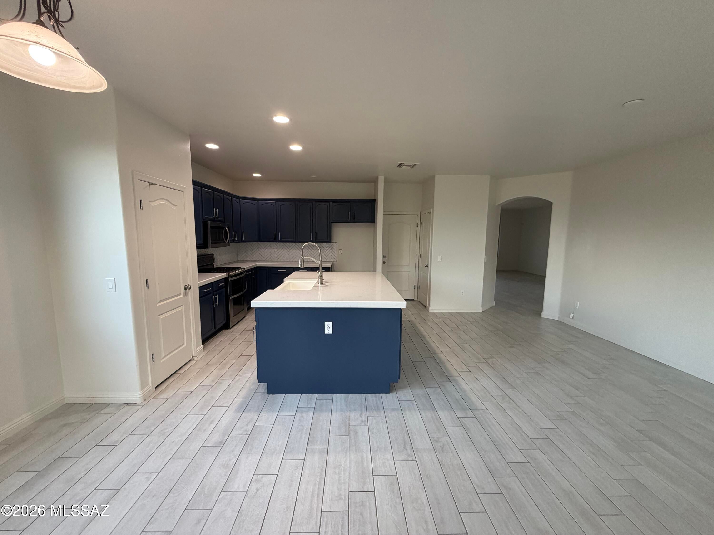 12512 E Rust Canyon Place